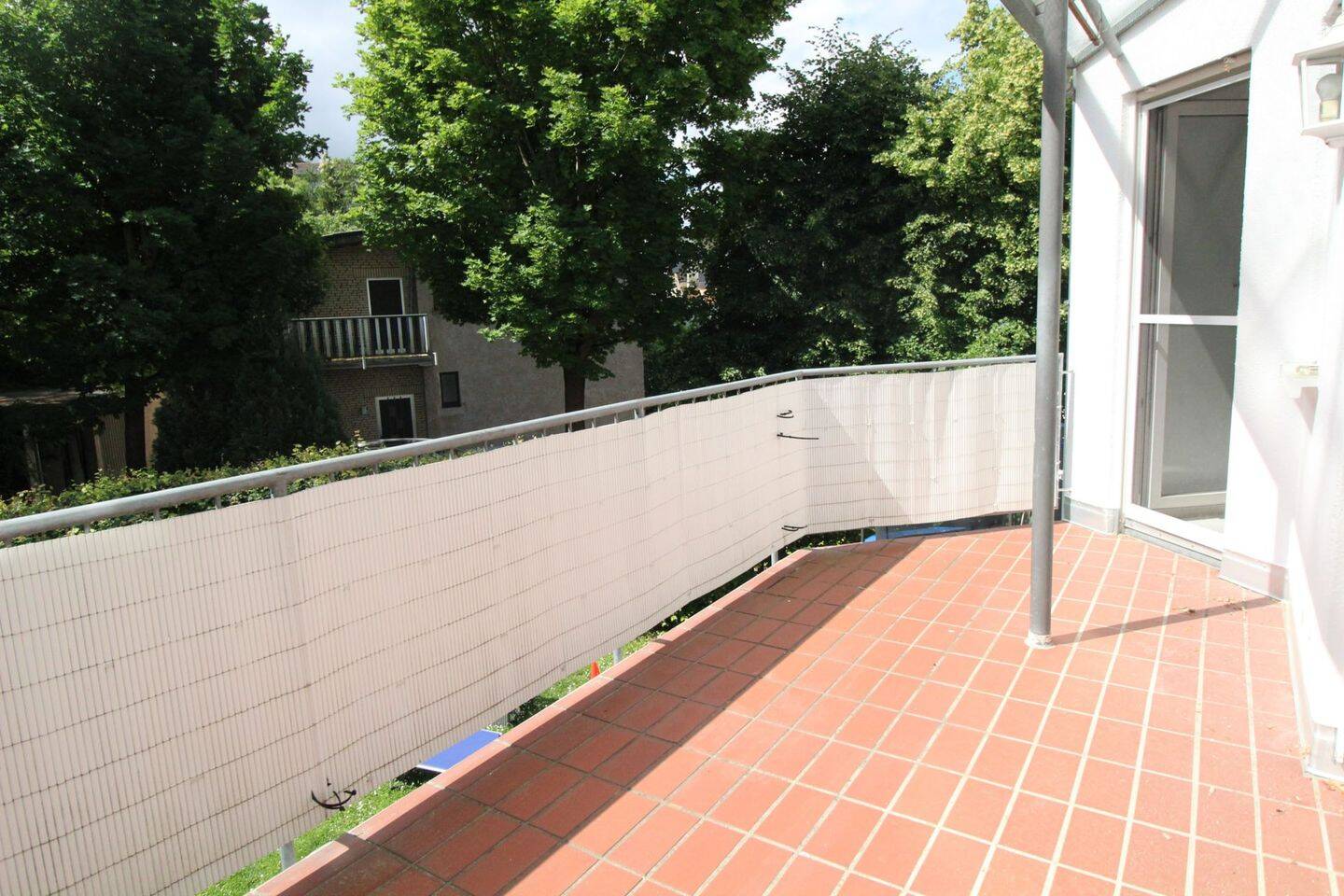Ein Zuhause zum Ankommen-großzügige, familienfreundliche ETW mit zwei Balkonen und zwei Stellplätzen – 55126 Mainz – Vorschaubild 3