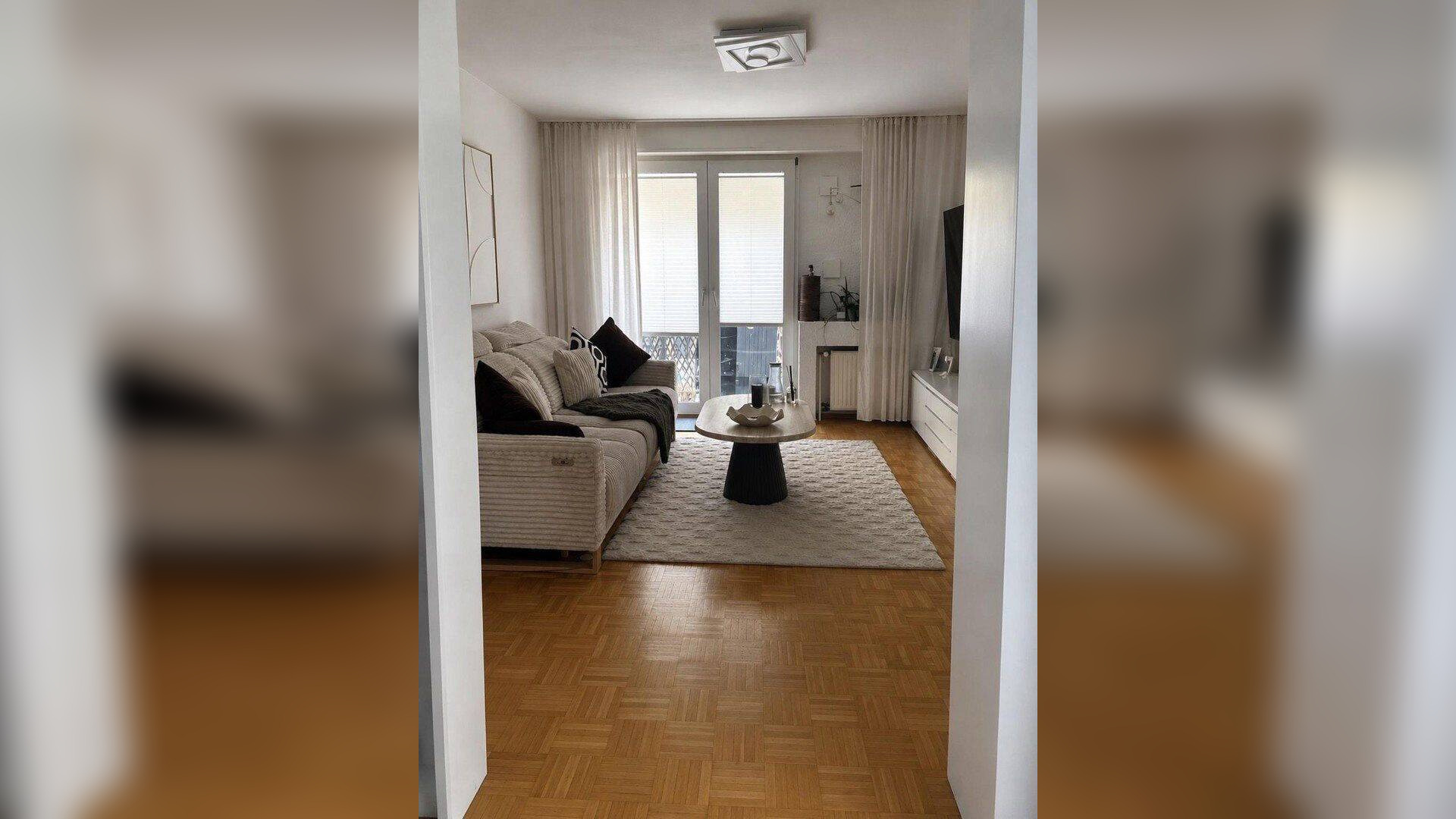 Außergewöhnliche 2,5-Zimmer-Wohnung nahe Uniklinikum – mit Einbauküche, Balkon & Sonnenterrasse – 45147 Essen – Vorschaubild 3