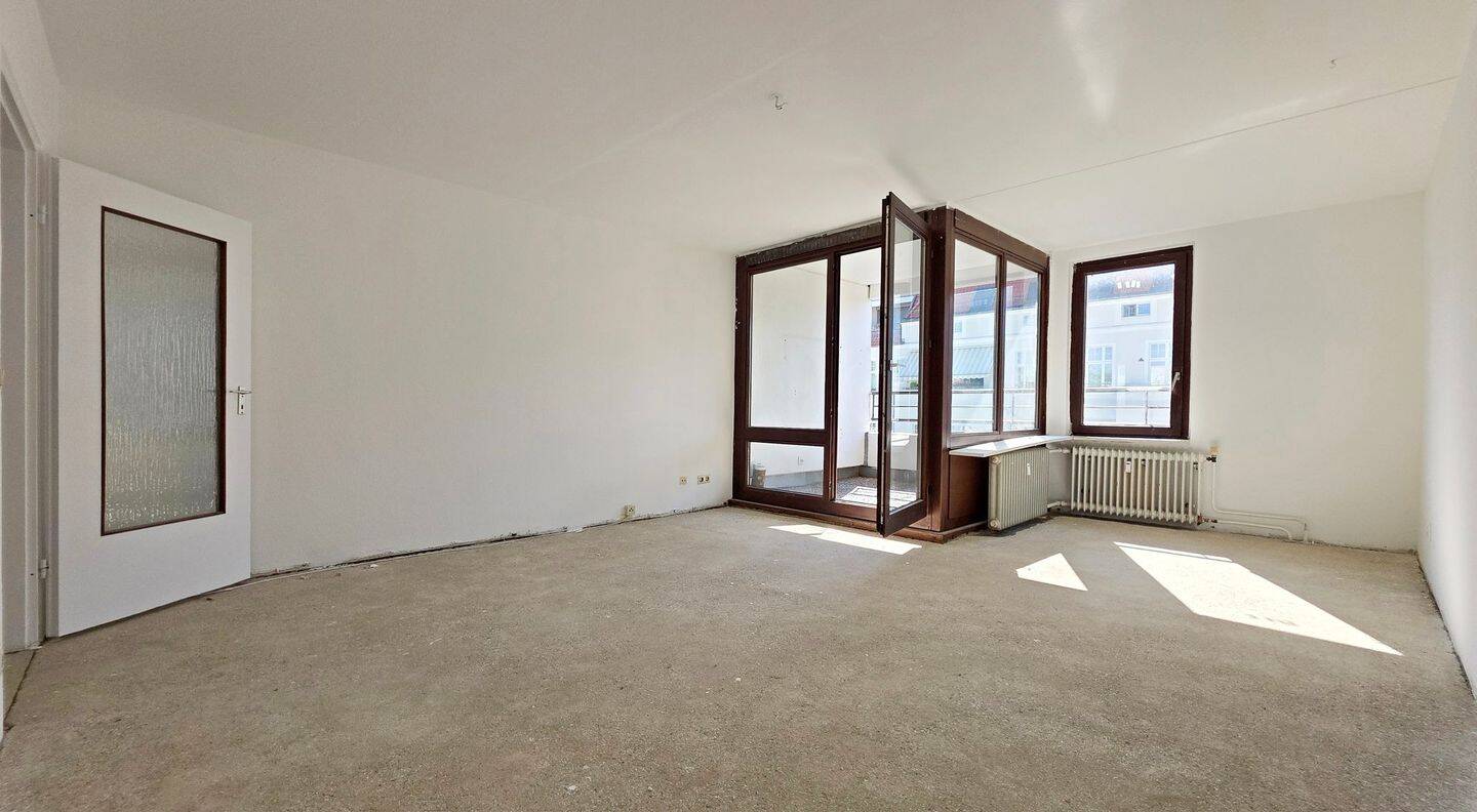 Freie großzügige 3-Zimmer-Wohnung mit Westloggia und Fahrstuhl nur 300 Meter vom Kudamm! – 10629 Berlin – Vorschaubild 3