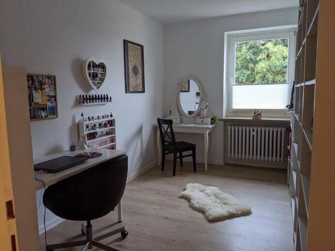 Top-Lage : 4 ZKB mit Balkon im Vorderen Westen – 34119 Kassel – Vorschaubild 3