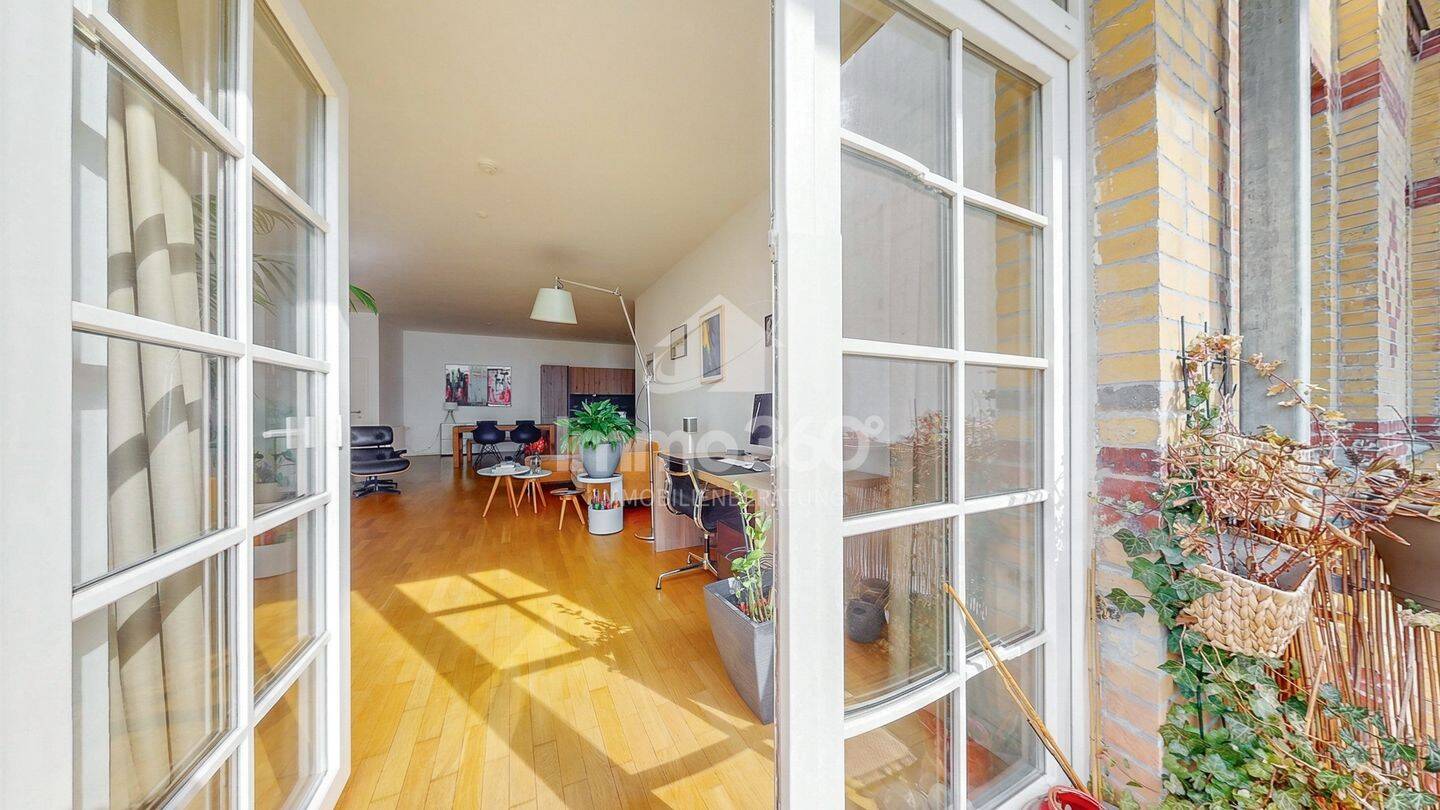 Modernisierte Altbauwohnung mit hohen Decken und lichtdurchflutetem Wohnbereich – 10437 Berlin – Vorschaubild 3