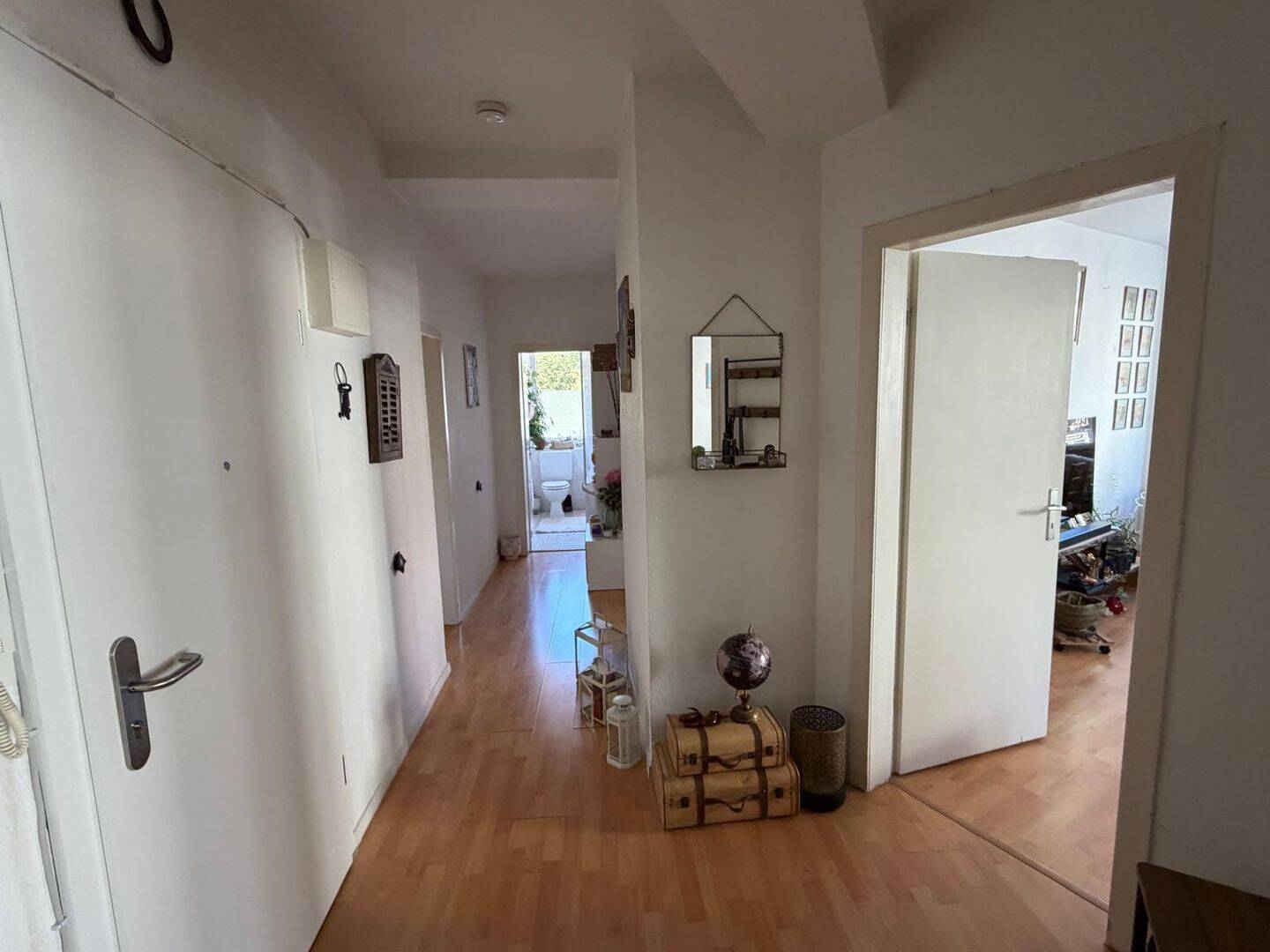 Helle möblierte 3-Zimmer-Wohnung (90 m²) in Pempelfort – Wohnen auf Zeit – 40479 Düsseldorf – Vorschaubild 4