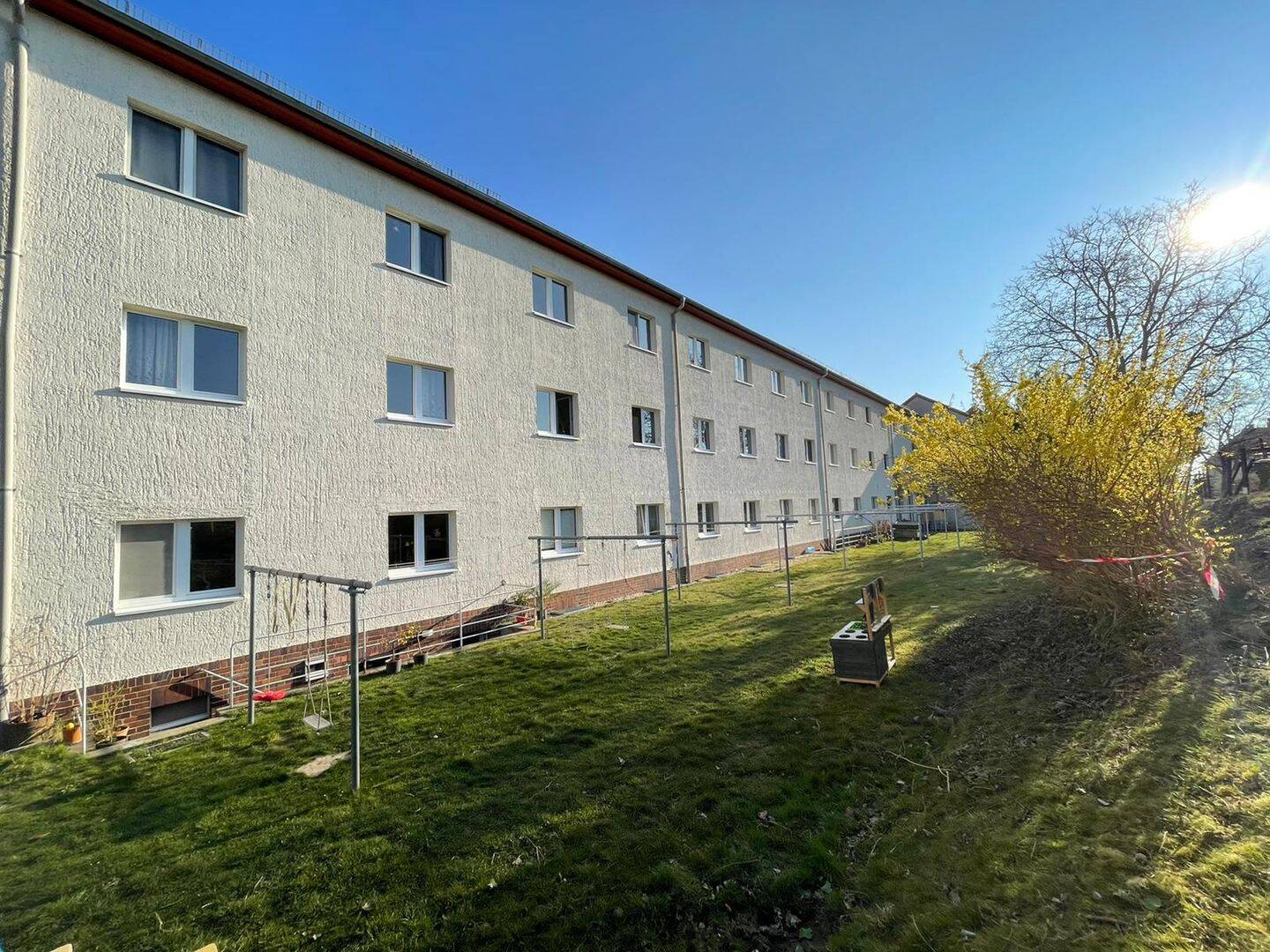 Raumwunder – 3 Raumwohnung in schöner Wohnanlage mit Einbauküche – 1159 Dresden – Vorschaubild 3