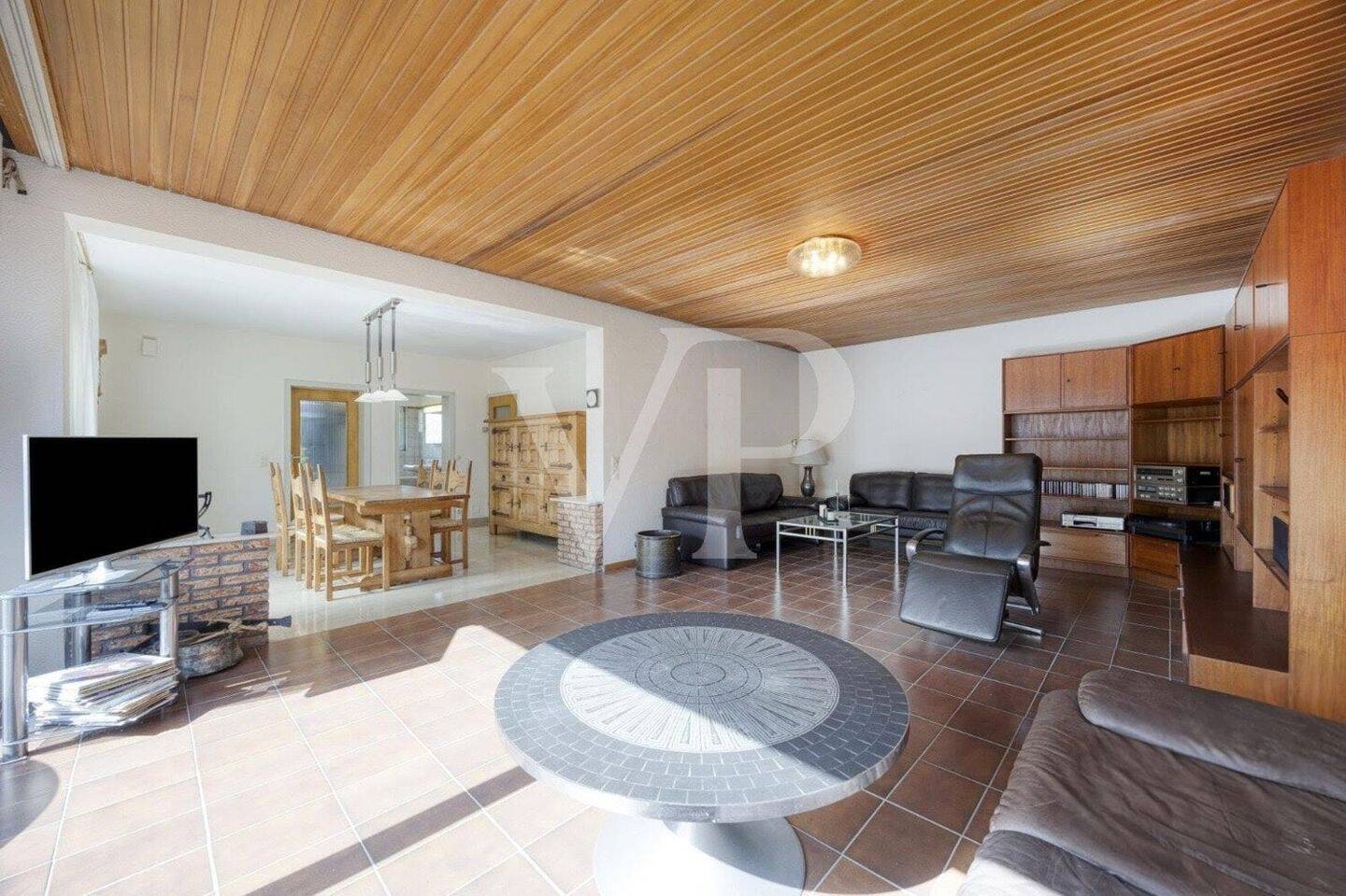 Bungalow in Feldrandlage mit Süd-Atrium – 50765 Köln – Vorschaubild 4