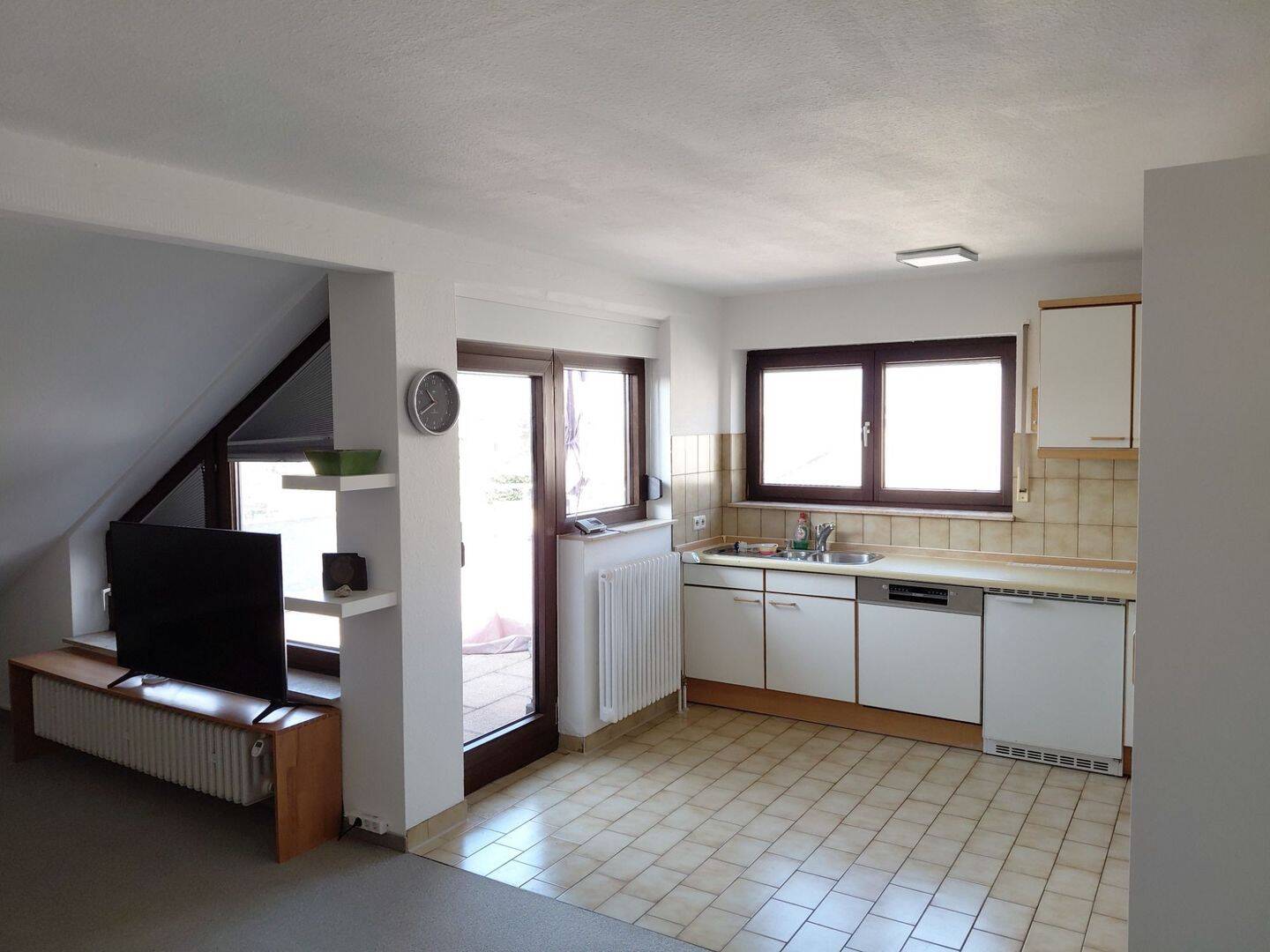 Möblierte Wohnung in Fellbach mieten – Wohnen auf Zeit – 70736 Fellbach – Vorschaubild 4