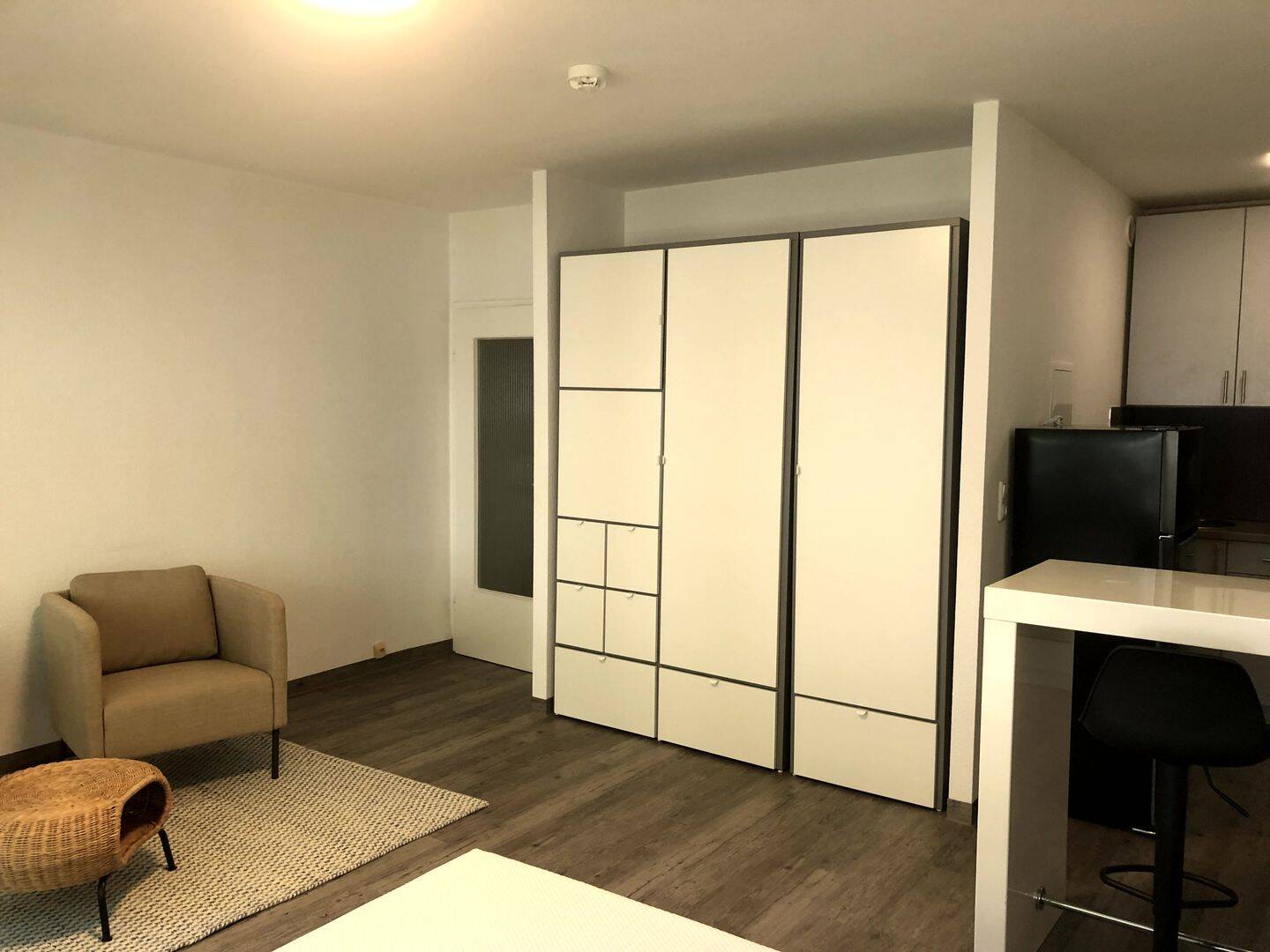 Ruhiges EG-Apartement in RG mit Park, Terrasse, TG, bezugsfrei in Milbertshofen – 80807 München – Vorschaubild 3