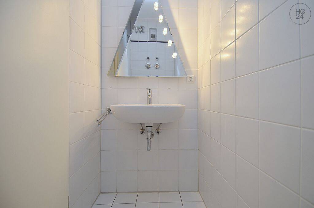 Hochwertig möblierte Maisonette Wohnung mit Terrasse und Internet in Wiesbaden-Aukamm – 65189 Wiesbaden – Vorschaubild 4
