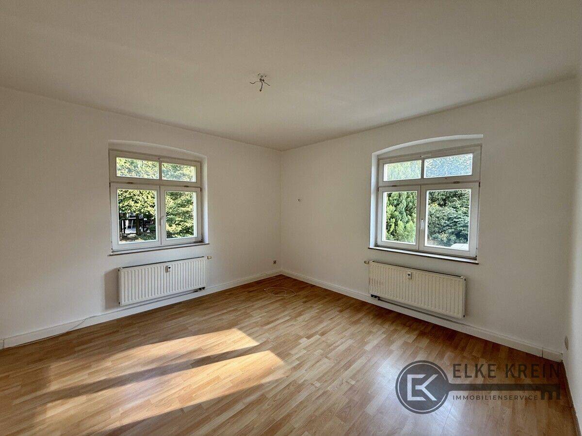 Helle, sanierte 5-Raum-Wohnung in ruhiger Wohnlage mit Stellplatz und Gemeinschaftsgarten – 9599 Freiberg – Vorschaubild 4