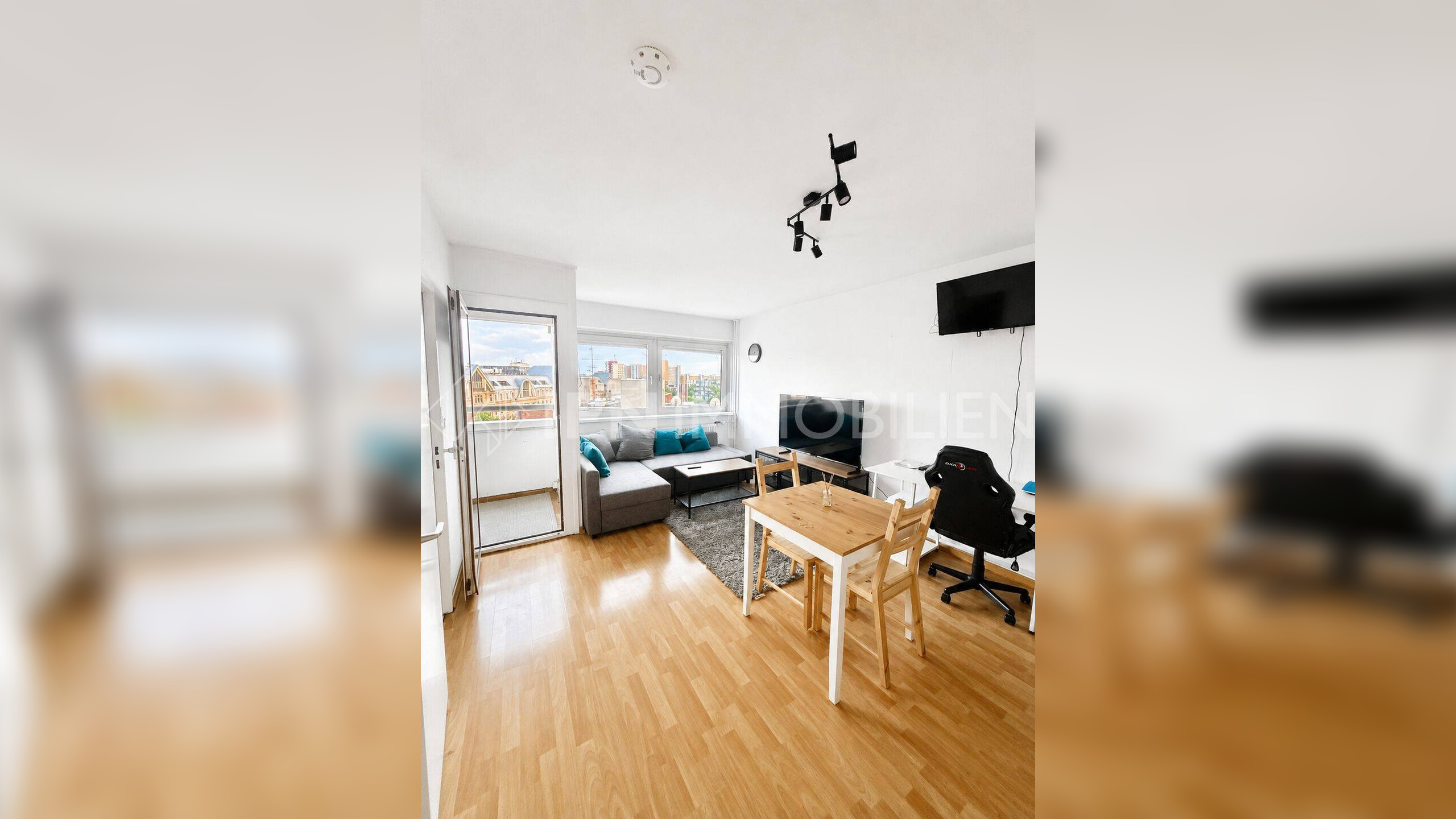 Bezugsfreies möbliertes Apartment mit Balkon in Berlin Mitte unmittelbar des Checkpoint Charlie – 10969 Berlin – Vorschaubild 3