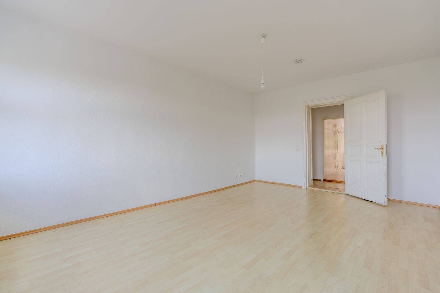 Historischer Altbau mit Zukunft wohnen in einer der spannendsten Entwicklungslagen Berlins. – 10365 Berlin – Vorschaubild 4