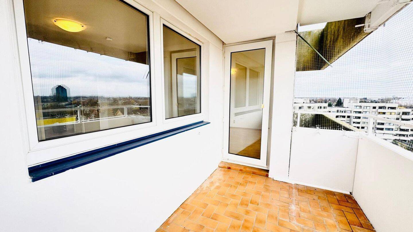 Helle 2-Zimmer-Wohnung mit Südbalkon, Weitblick und TG nahe MHH – 30627 Hannover – Vorschaubild 4
