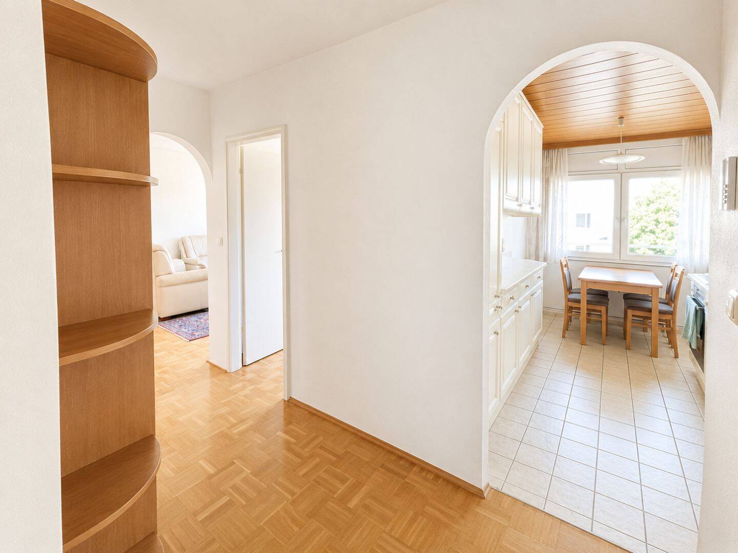 Sofort bezugsfrei! Charmante 3-Zimmer-Wohnung mit Balkon in Trudering – 81825 München – Vorschaubild 3