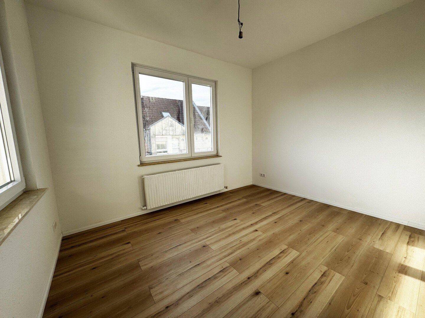 Erstbezug nach Sanierung – Neuer Boden/Küche/Bad/Fenster – Zentrale Lage in Heilbronn – 74072 Heilbronn – Vorschaubild 5