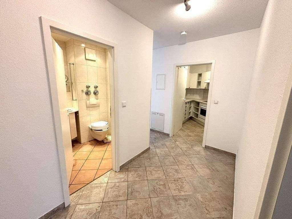 2 ZKBB mit Einbauküche in ruhiger zentraler Lage – 65189 Wiesbaden – Vorschaubild 8