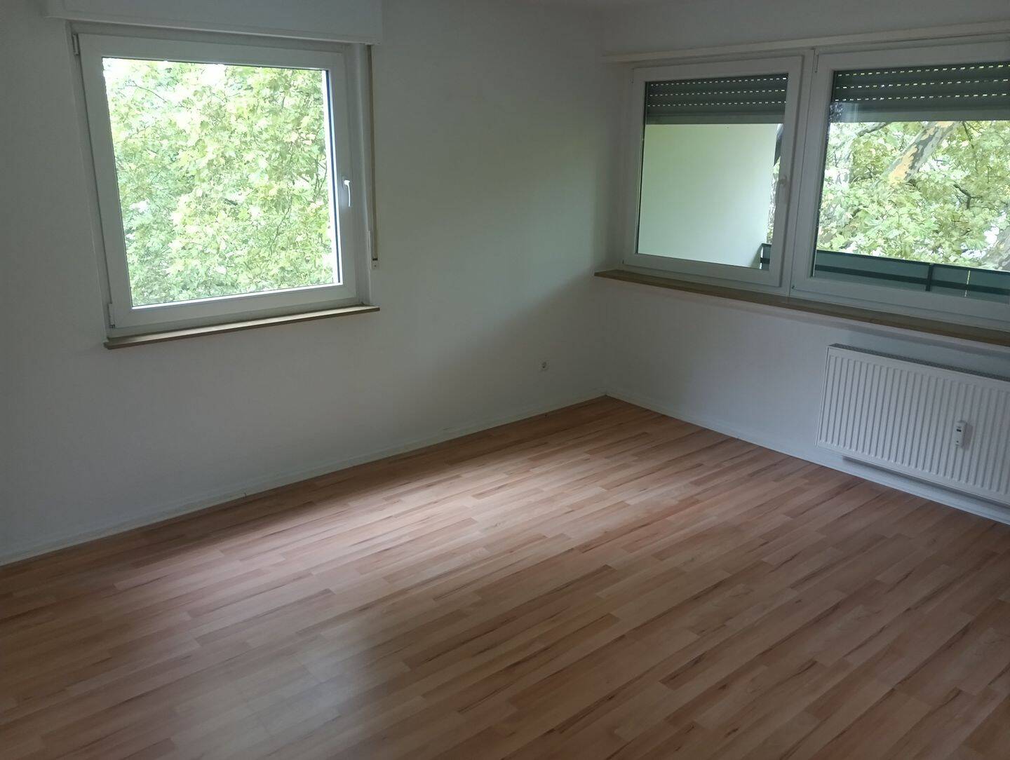 Wohnen in den Baumkronen – schöne 3-Zimmer-Wohnung in Baden-Baden – 76530 Baden-Baden – Vorschaubild 3