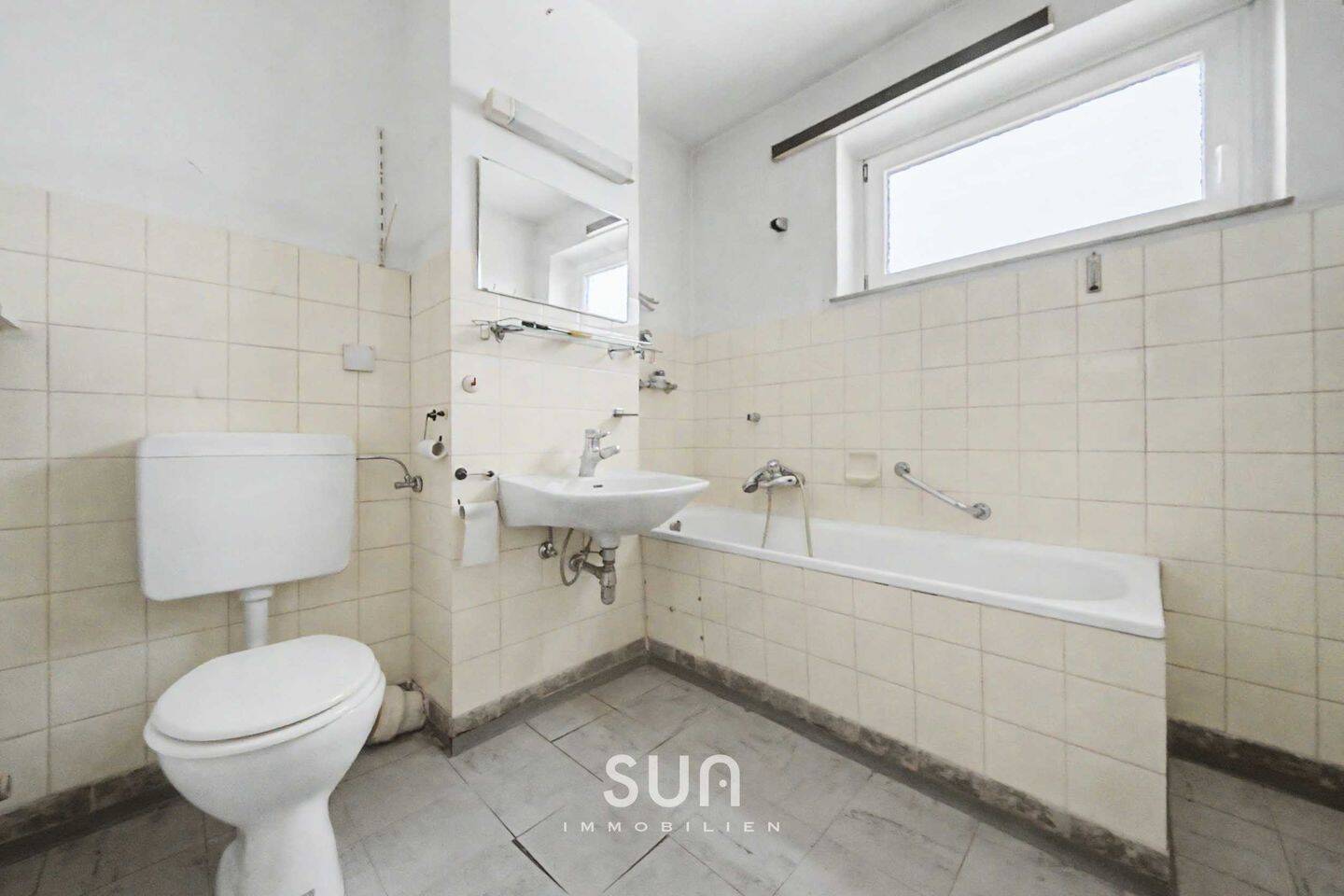 IN LAUTERBORN 96 M² WOHNTRAUM REALISIEREN – Balkon inklusive, Sanierung nach Ihren Vorstellungen – 63069 Offenbach am Main – Vorschaubild 3