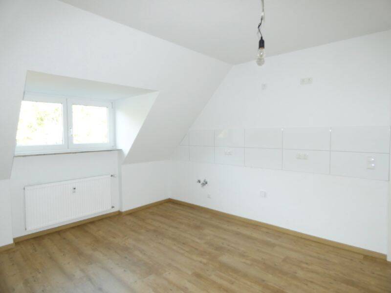 *** Modernisierte DG-Wohnung sucht neuen Mieter *** – 45144 Essen – Vorschaubild 3