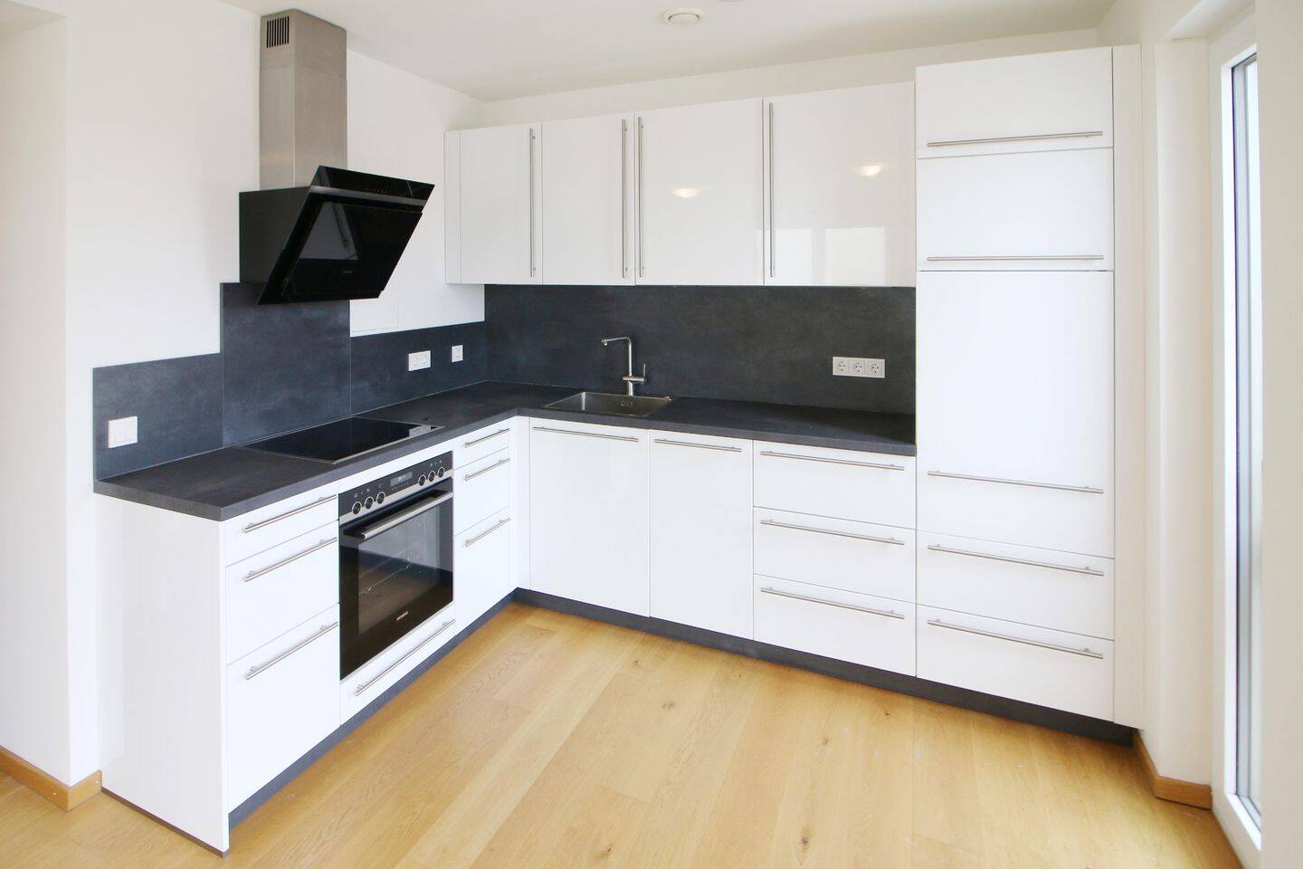 Loftartiges Wohnen – Sonnige, neuwertige Wohnung über den Dächern von Trudering – 81825 München – Vorschaubild 3