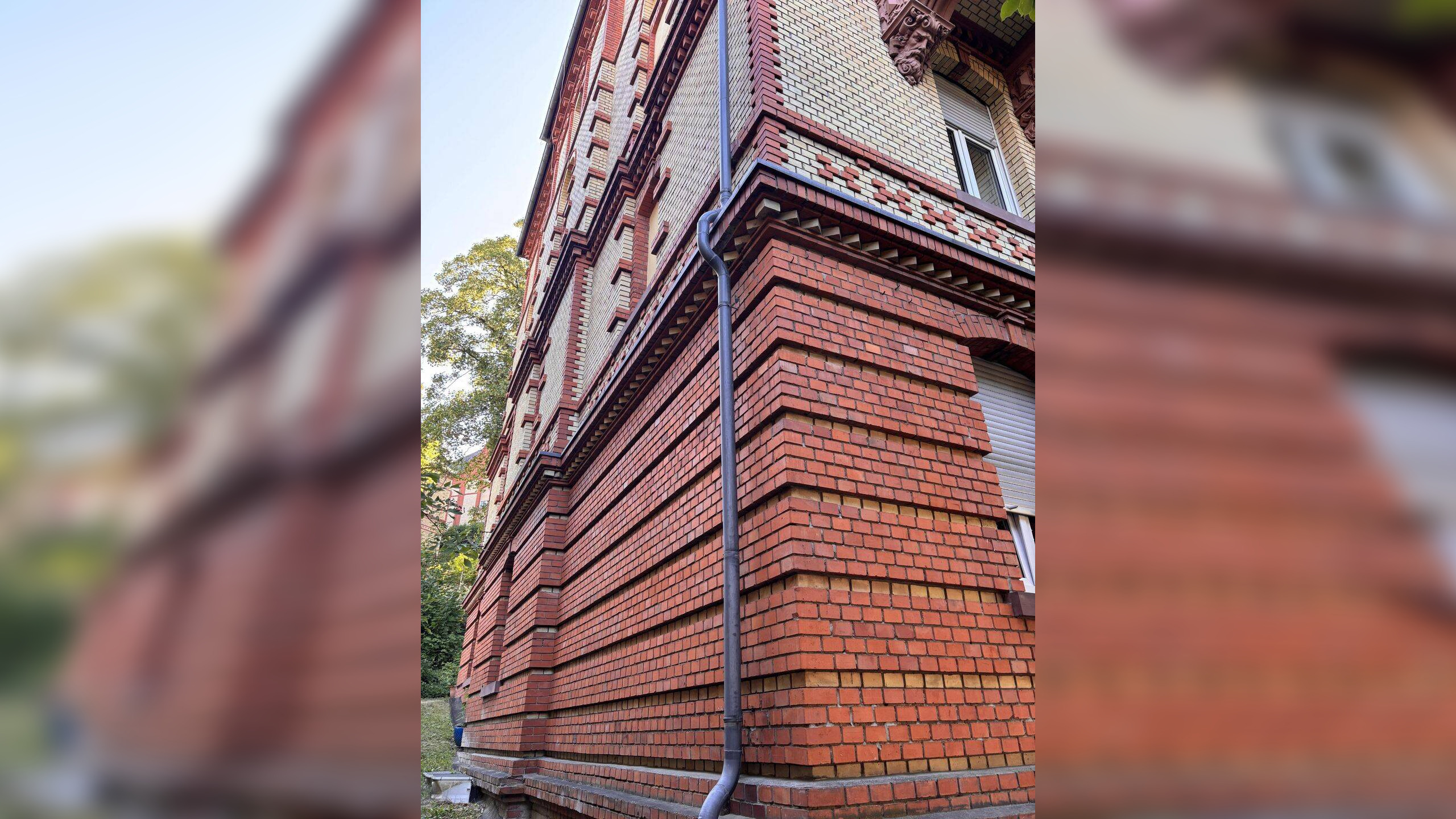 Altbaucharme neu erlebbar. Stilvoll renovierte, großzügige Eigentumswohnung mit ca. 136m² in bester Wiesbadener Lage – 65195 Wiesbaden – Vorschaubild 3