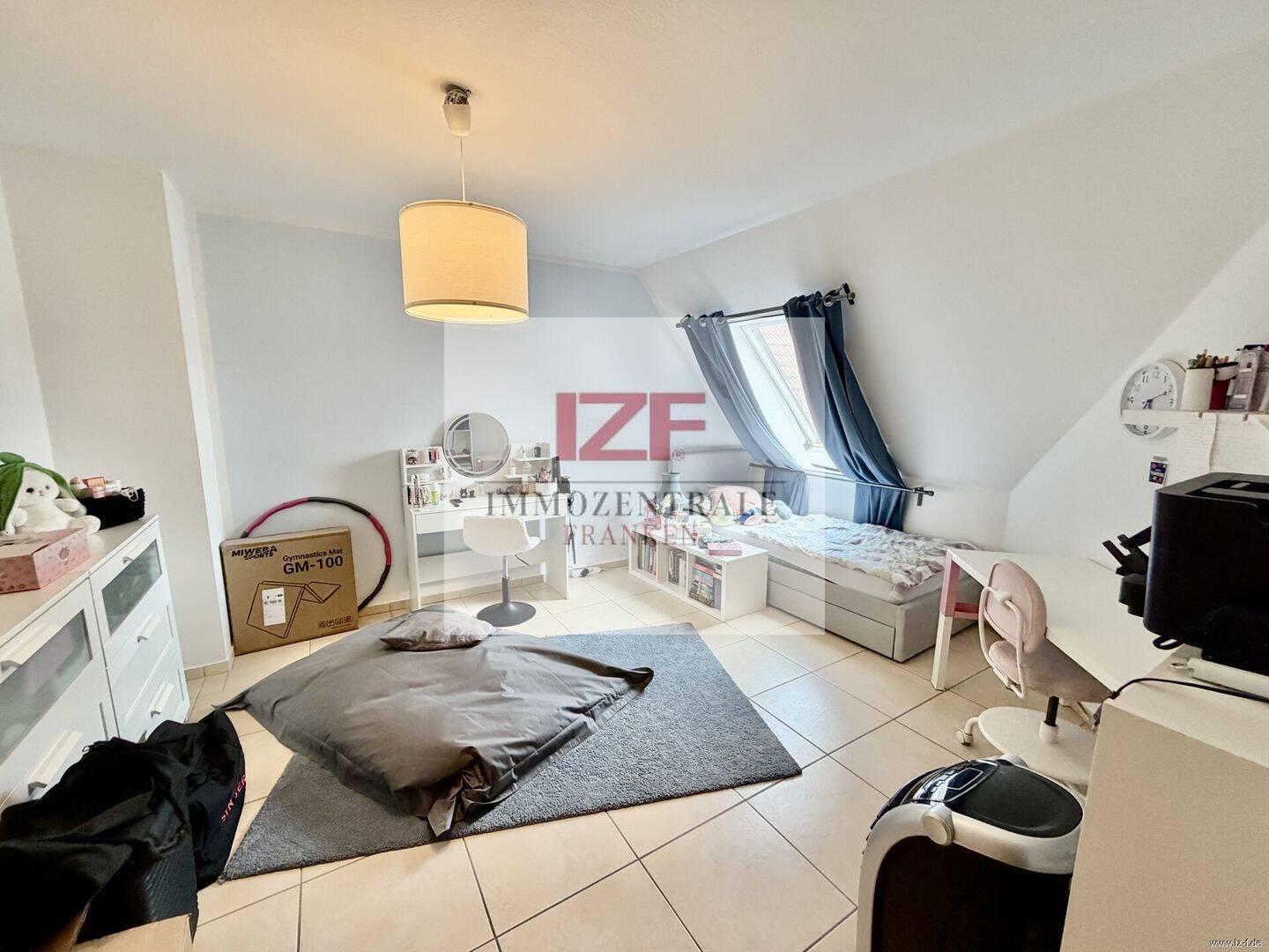 Ruhig und grün wohnen: Gepflegte 3-Zimmer-Dachgeschosswohnung mit Duplex-Stellplatz – 90766 Fürth – Vorschaubild 5