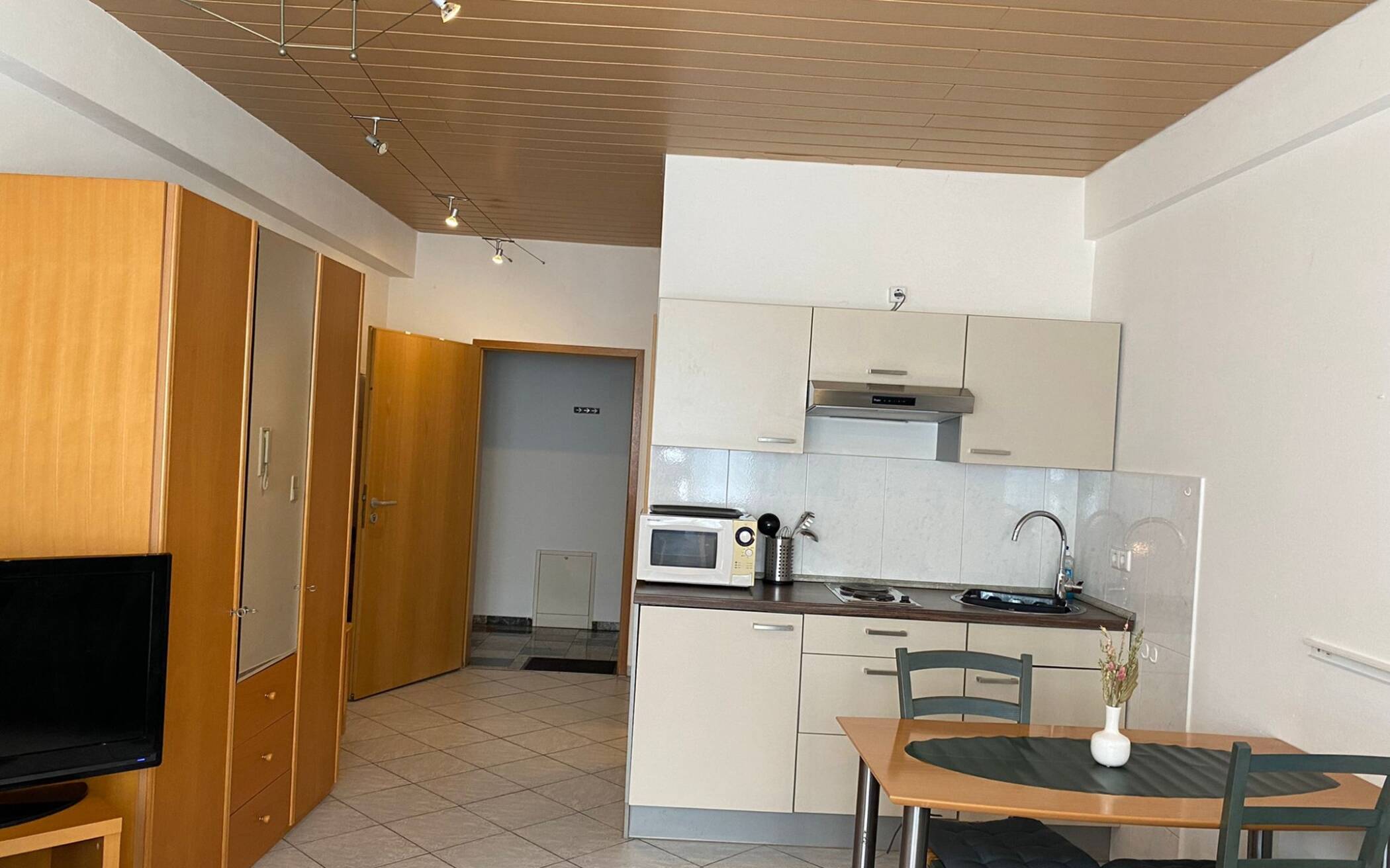 1-Zimwhg. in Stuttgart Vaihingen auf Zeit ab 1 Monat – 70565 Stuttgart – Vorschaubild 3