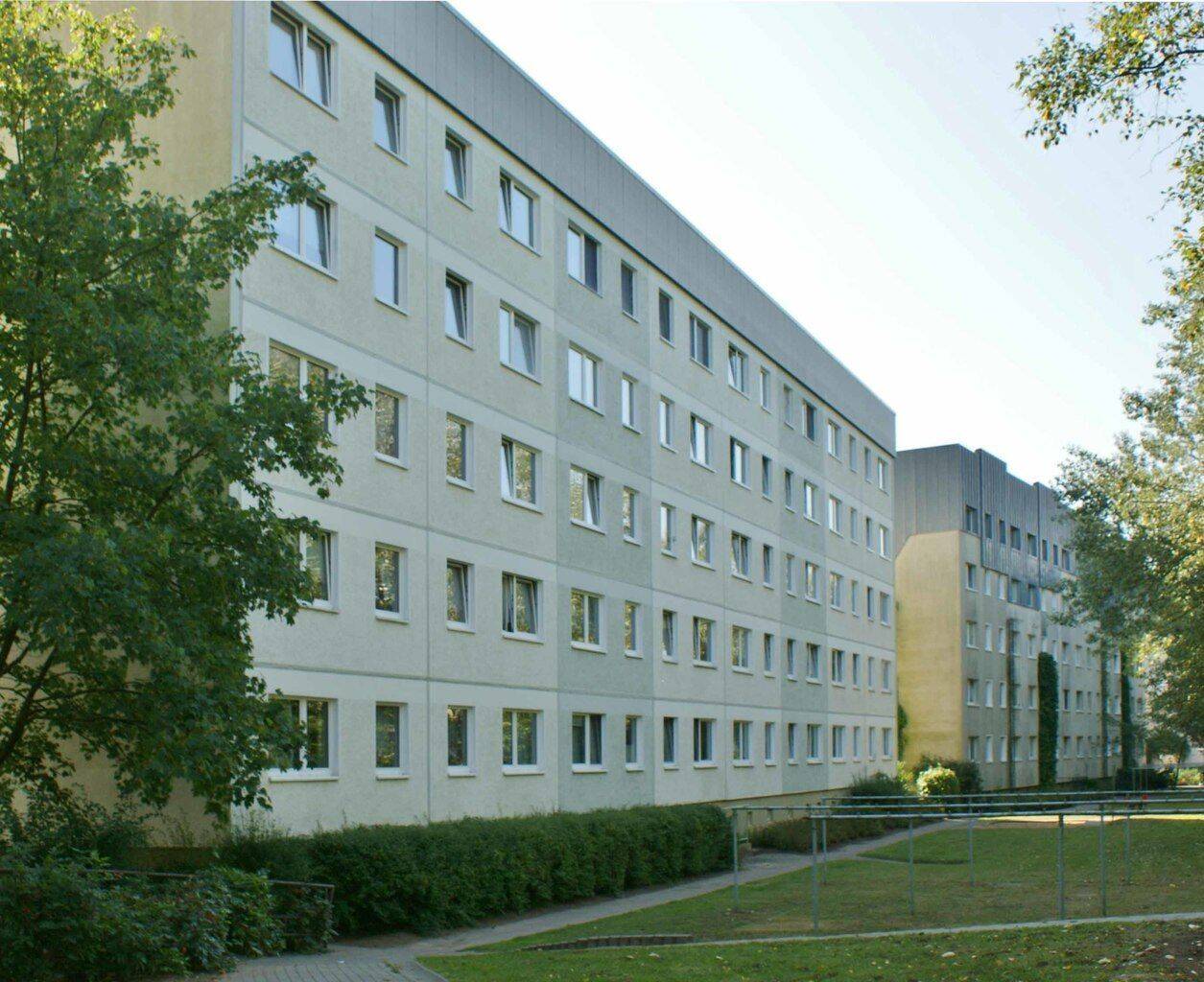 Ideal … mit Balkon und Badewanne und in der 3. Etage! – 17036 Neubrandenburg – Vorschaubild 3