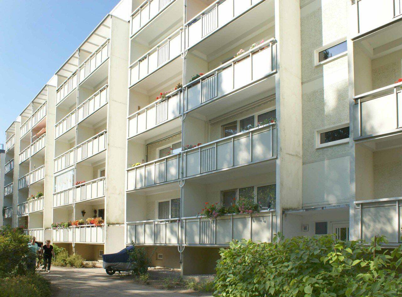 Ideal … mit Balkon und Badewanne und in der 3. Etage! – 17036 Neubrandenburg – Vorschaubild 4