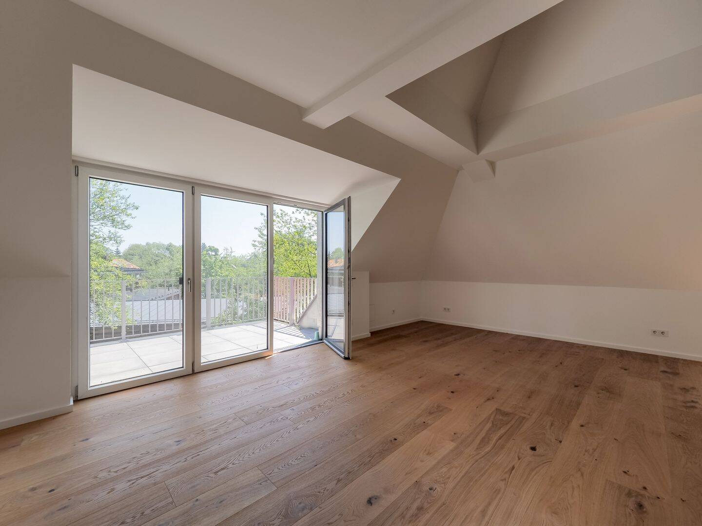 Forstenried – Lichterfüllt. Großzügig. Außergewöhnlich. – Penthouse mit Sonnenterrasse! – 81476 München – Vorschaubild 3