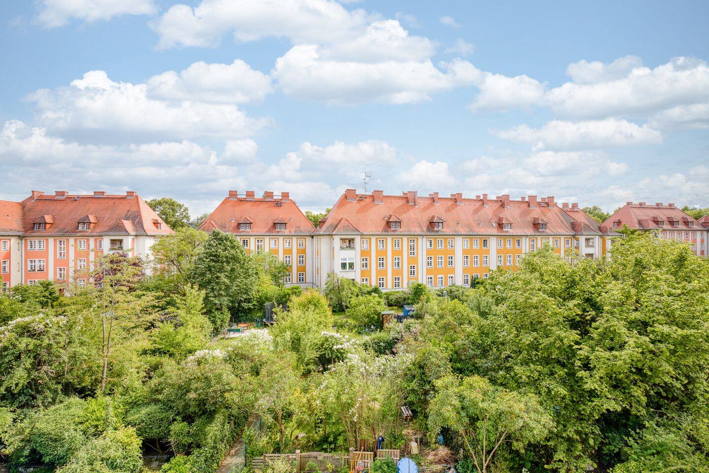 Traumhafte Altbauwohnung mit idyllischem circa 100qm Privatgarten – 14195 Berlin – Vorschaubild 3