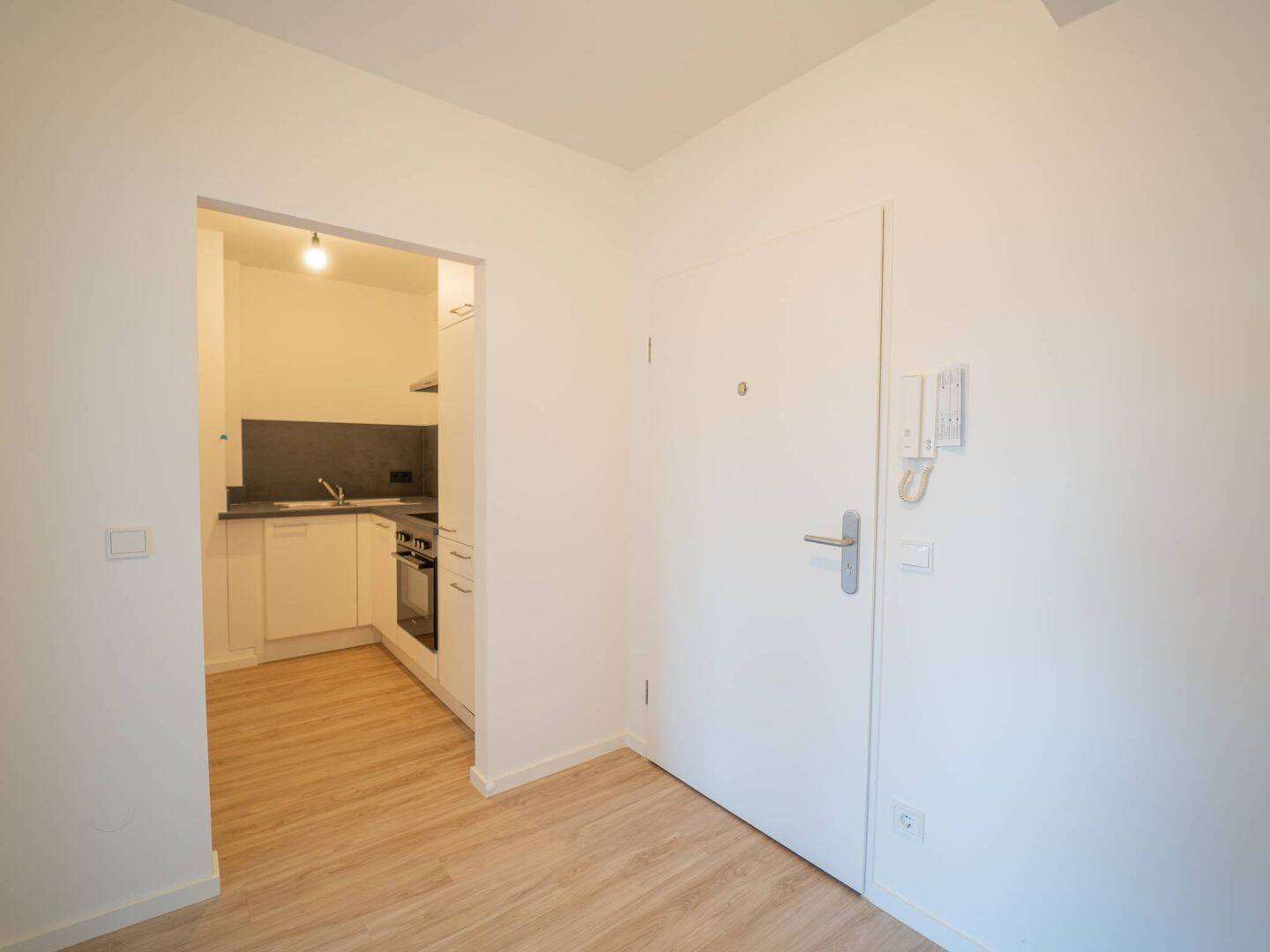 Neu saniertes Highlight: Helles Zuhause mit hochwertiger Ausstattung vor Schnelsen – 22457 Hamburg – Vorschaubild 3