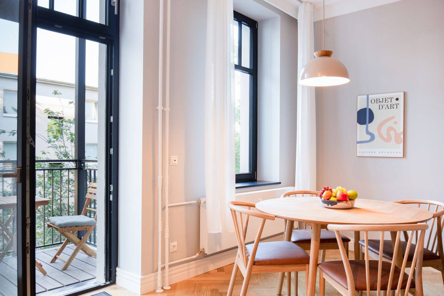 Exklusiv möbliertes 2-Zimmer City-Apartment an der Mediaspree – 10245 Berlin – Vorschaubild 3
