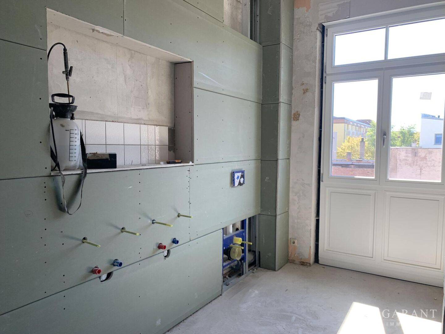 Sanierte Altbau-Wohnung in der belle Etage – 76133 Karlsruhe – Vorschaubild 3