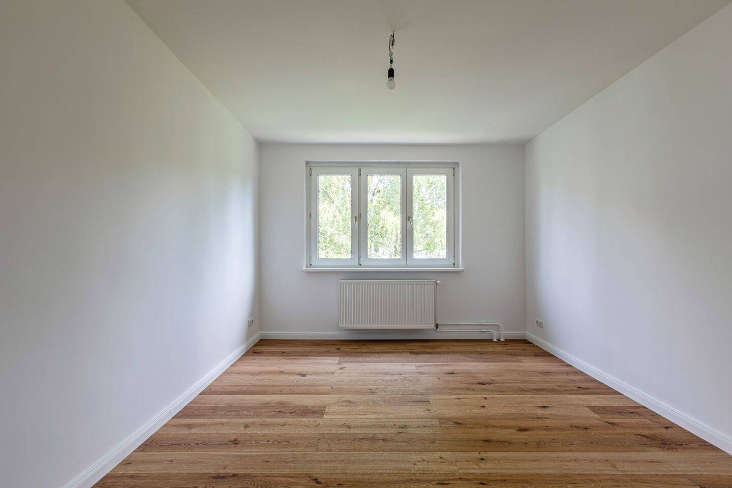 2 Zimmer mit Sonnenbalkon – Raum für eigene Ideen – 12059 Berlin – Vorschaubild 4