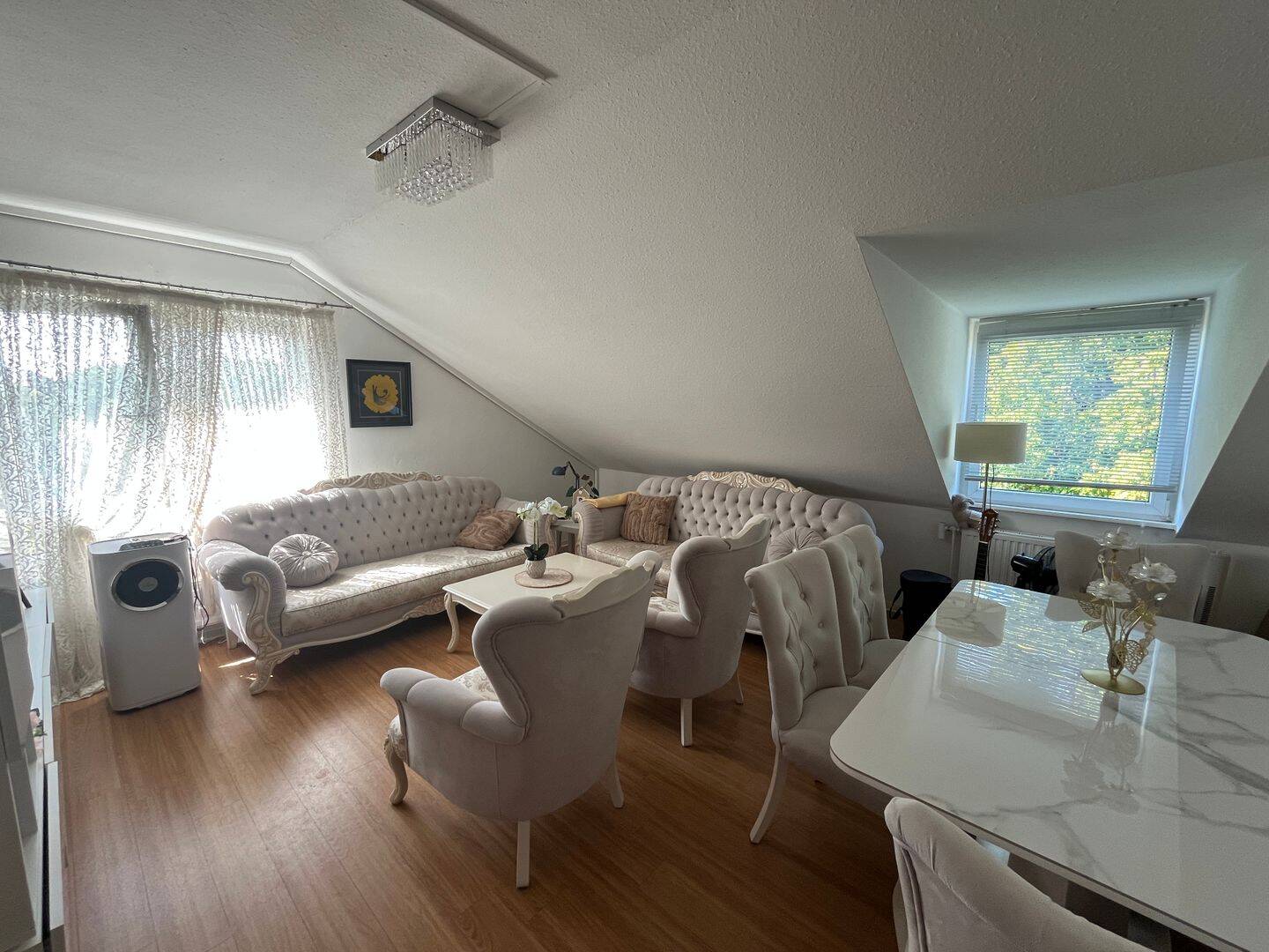 4-Zimmer unterm Dach – 70376 Stuttgart – Vorschaubild 2