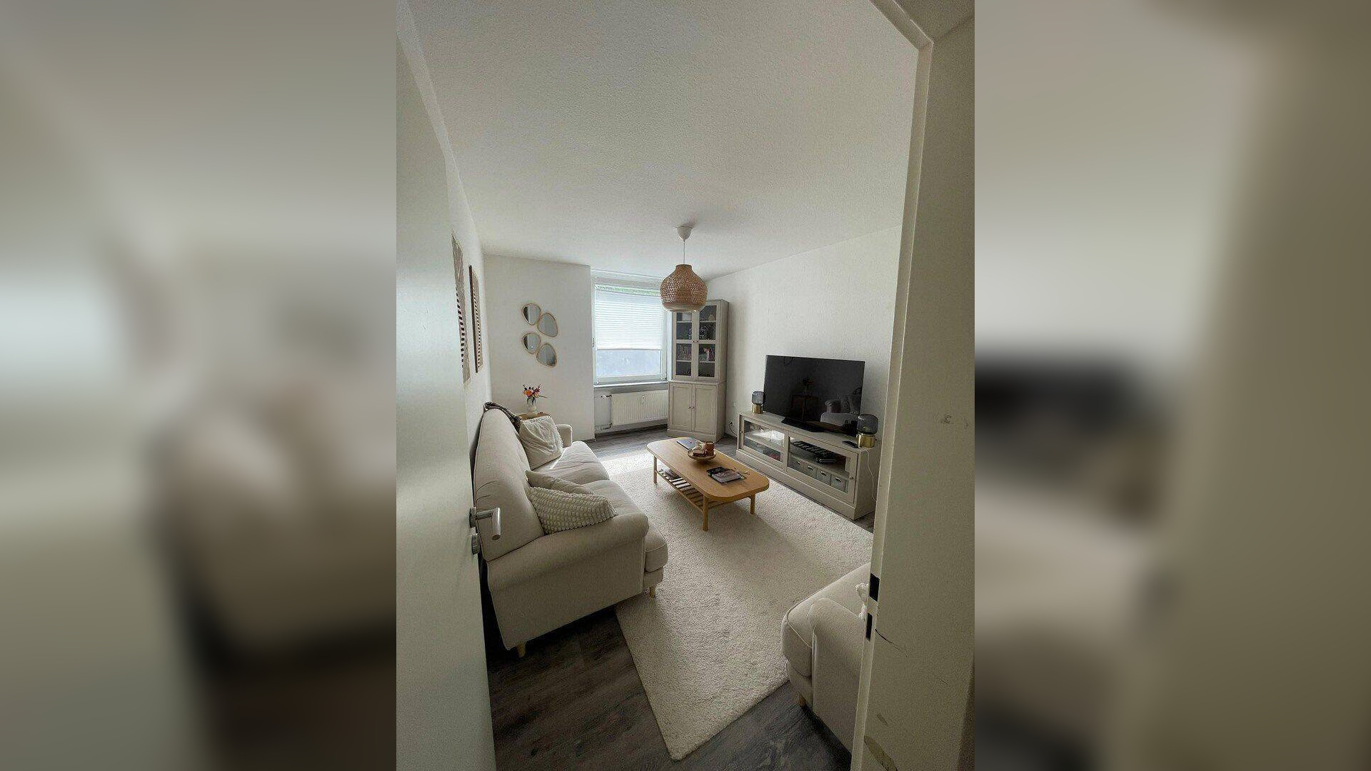 Renovierte 4 Zimmer Wohnung inkl. Balkon & Kellerabteil – ca 85qm – 41069 Mönchengladbach – Vorschaubild 3