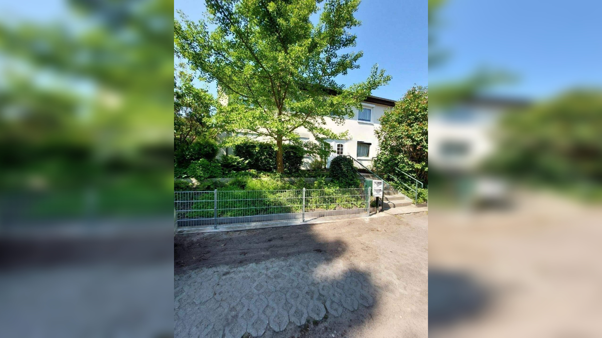 Provisionsfreie 3 Zimmer, Küche, großes Bad, Abstellraum, Terrasse, eingezäunter Garten, Keller, Waschkeller, eigene separate Tiefgarage ! – 12527 Berlin – Vorschaubild 6