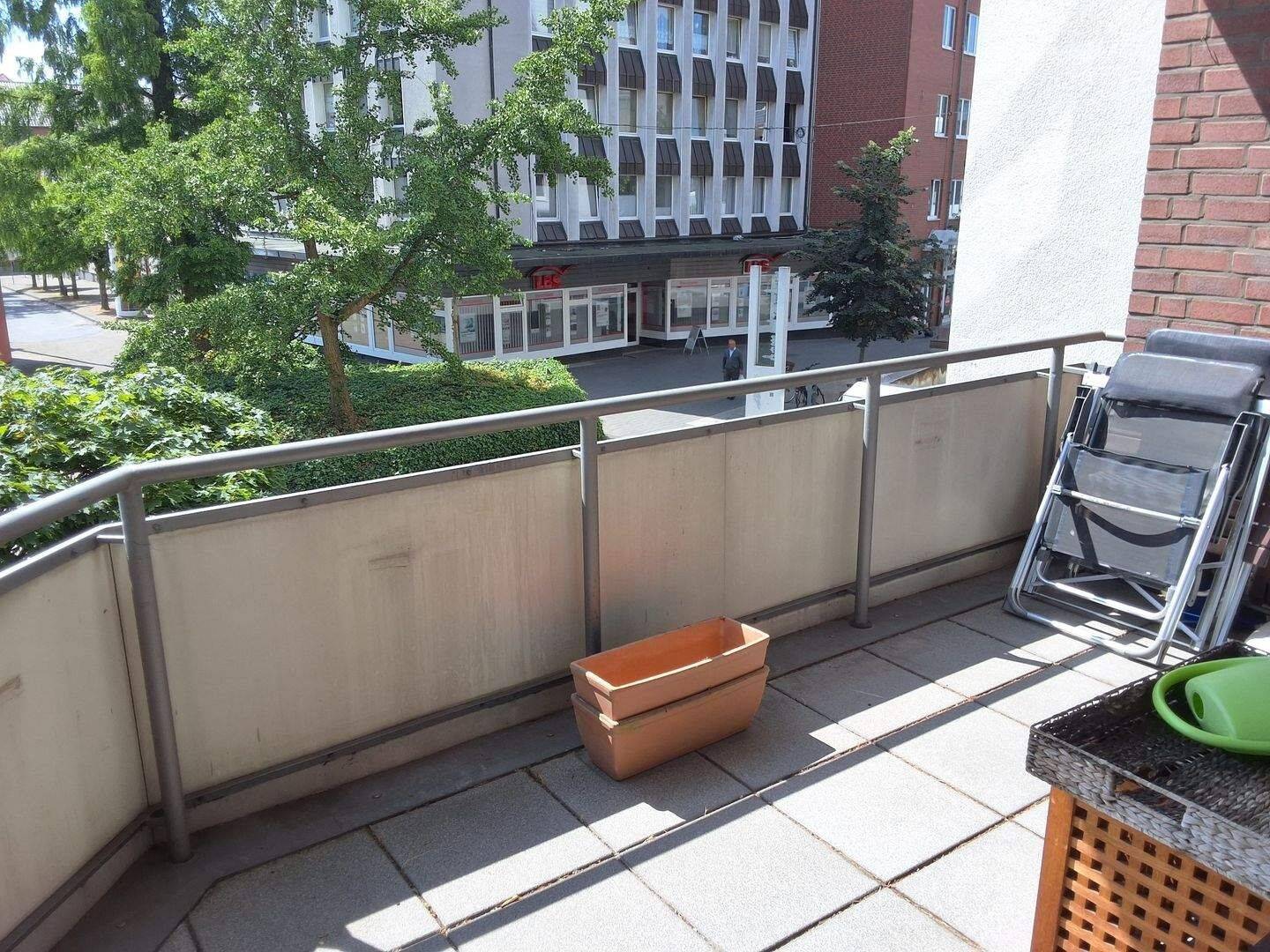 Gepflegte Wohnung mit Aufzug, Südbalkon und zentraler Lage in Gladbeck – 45964 Gladbeck – Vorschaubild 2