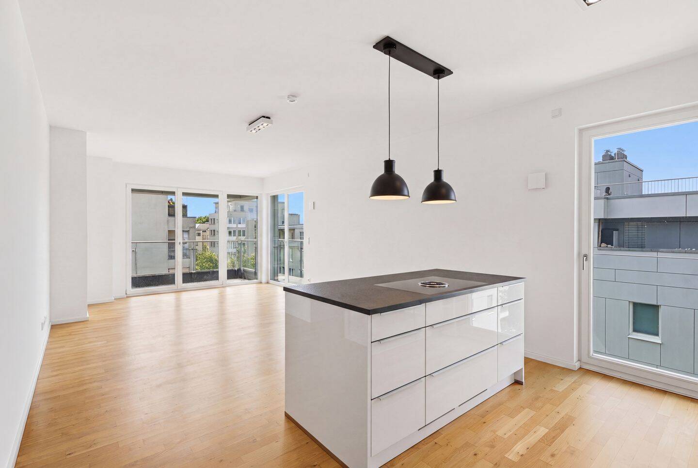 **Spreeblick, Sonnenloggia & Wohnküche – Ihr Zuhause am Wasser** – 12555 Berlin – Vorschaubild 3