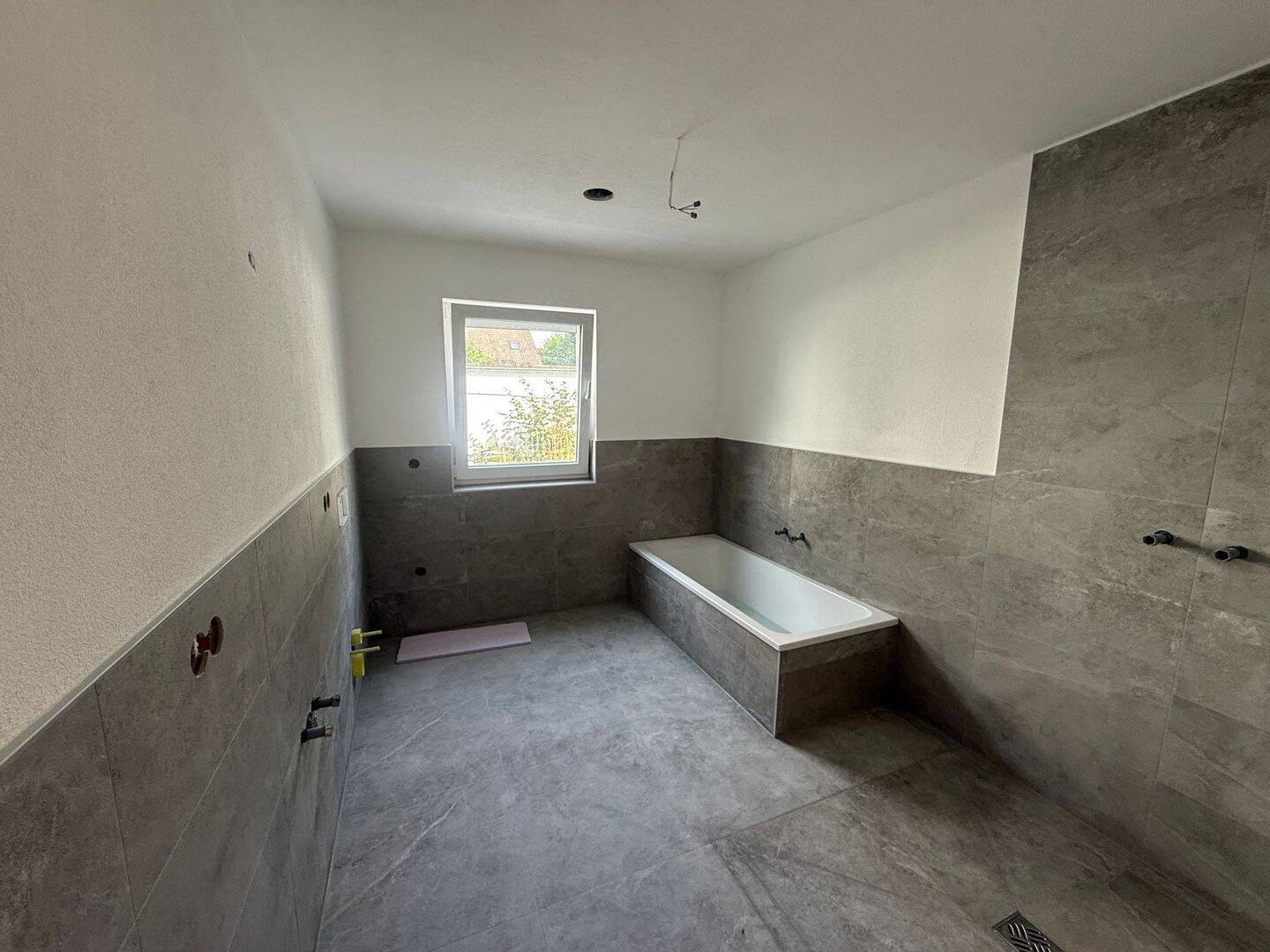5 Zimmerwohnung – Neubau Erstbezug Erdgeschoss – 89250 Senden – Vorschaubild 3