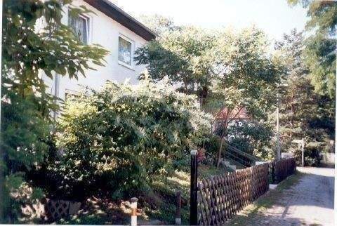Provisionsfreie 3 Zimmer, Küche, großes Bad, Abstellraum, Terrasse, eingezäunter Garten, Keller, Waschkeller, eigene separate Tiefgarage ! – 12527 Berlin – Vorschaubild 11
