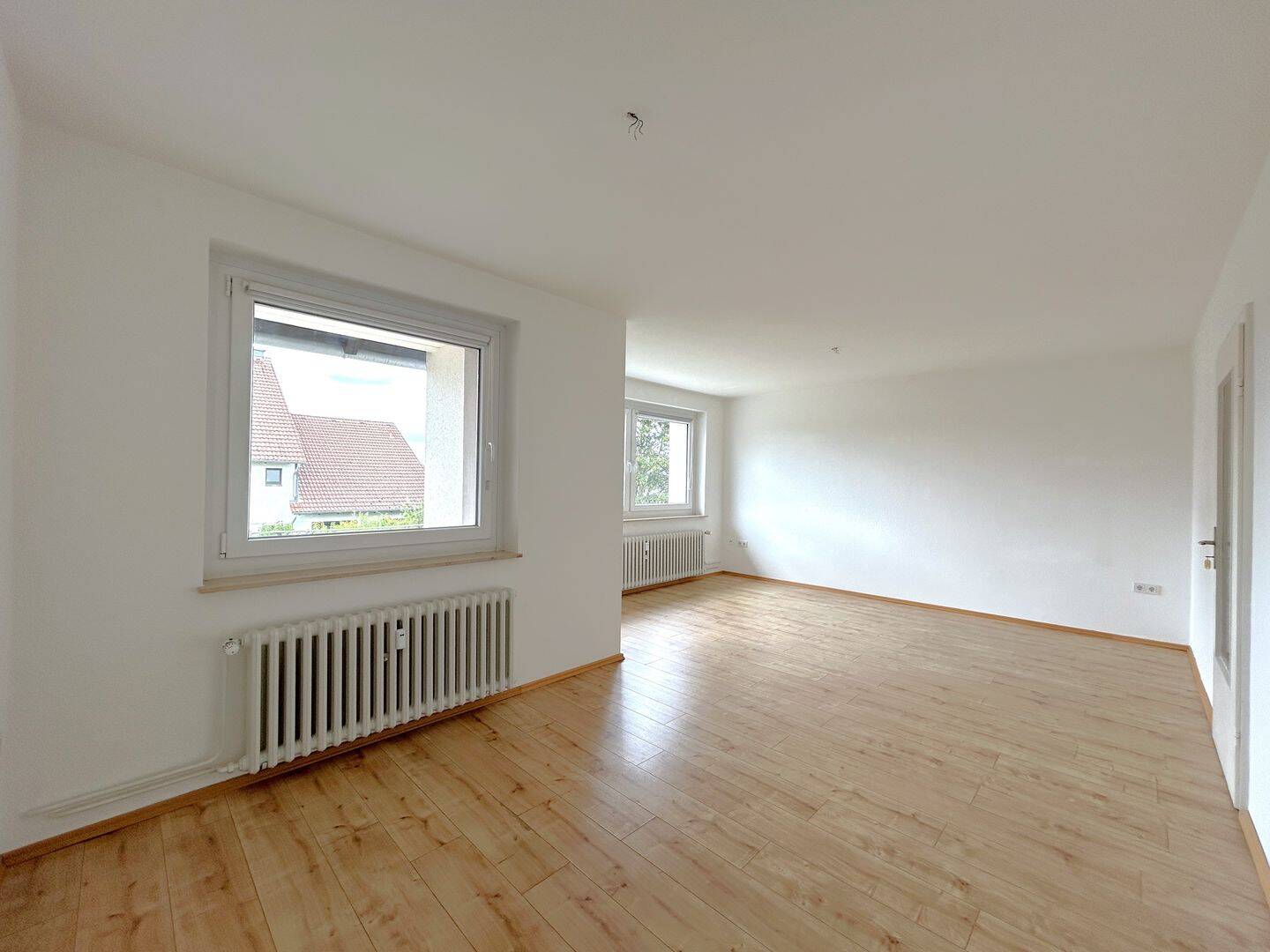 Ruhig wohnen | Renovierte 3-Zimmer-Balkonwohnung im dörflichen Dedensen – 30926 Seelze – Vorschaubild 2