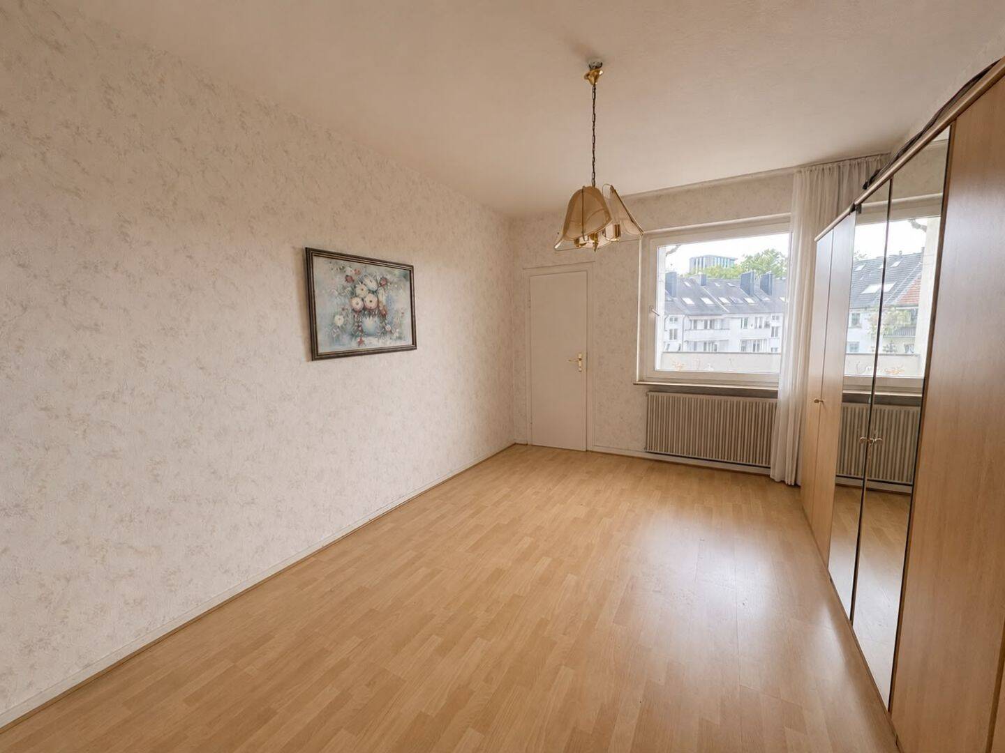 Bezugsfreie 2-Zimmer-Wohnung mit Balkon in zentraler Lage von Düsseldorf- Pempelfort – 40211 Düsseldorf – Vorschaubild 4