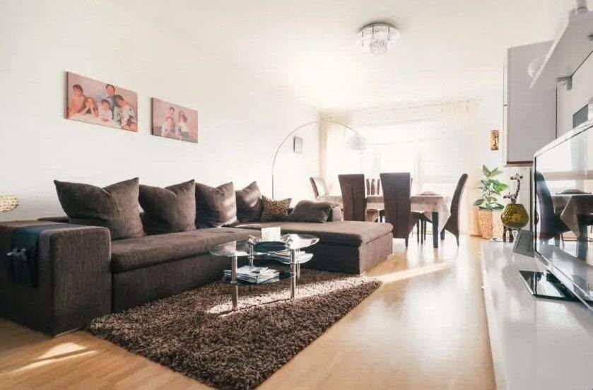 Neubauerstbezug! 3-Zimmer-Wohnung für 3 Personen **Wohnberechtigungsschein erforderlich** – 22041 Hamburg – Vorschaubild 13