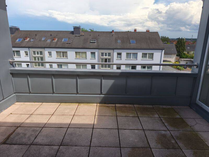 Exklusive Dachgeschoss-Wohnung mit Dachterrasse – Küchenübernahme möglich – „Freie Scholle GmbH“ – 33729 Bielefeld – Vorschaubild 9