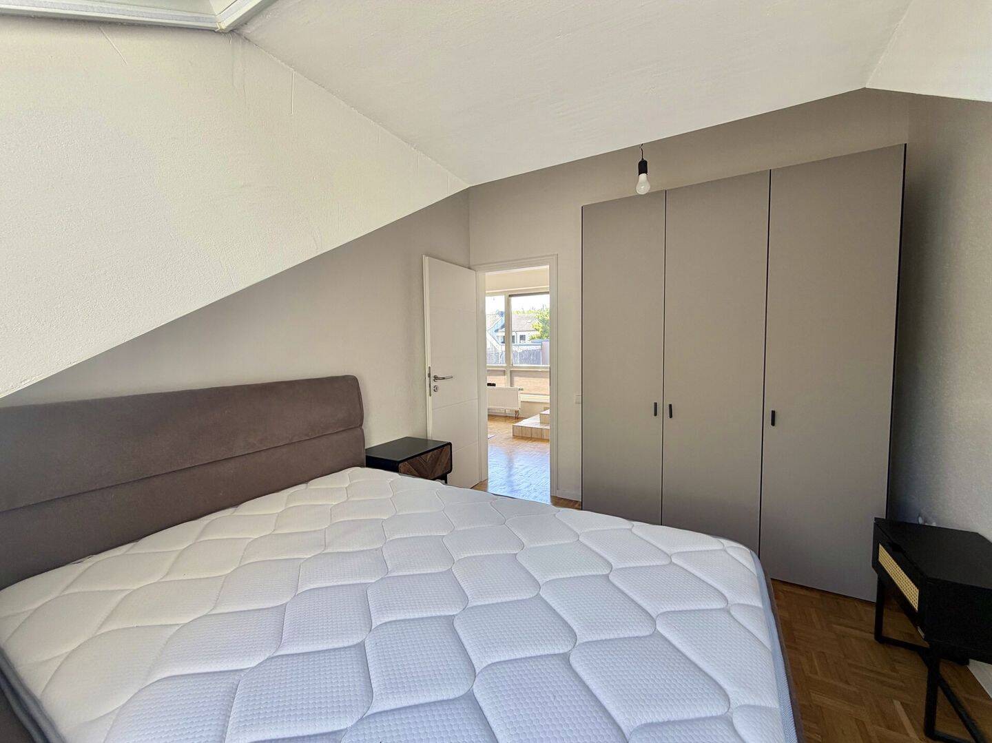 Hochwertig möblierte Maisonette mit großzügiger Dachterrasse & moderner Ausstattung – 52072 Aachen – Vorschaubild 12