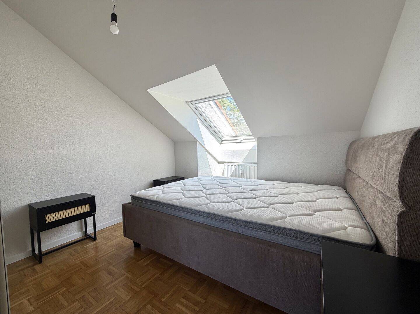 Hochwertig möblierte Maisonette mit großzügiger Dachterrasse & moderner Ausstattung – 52072 Aachen – Vorschaubild 15