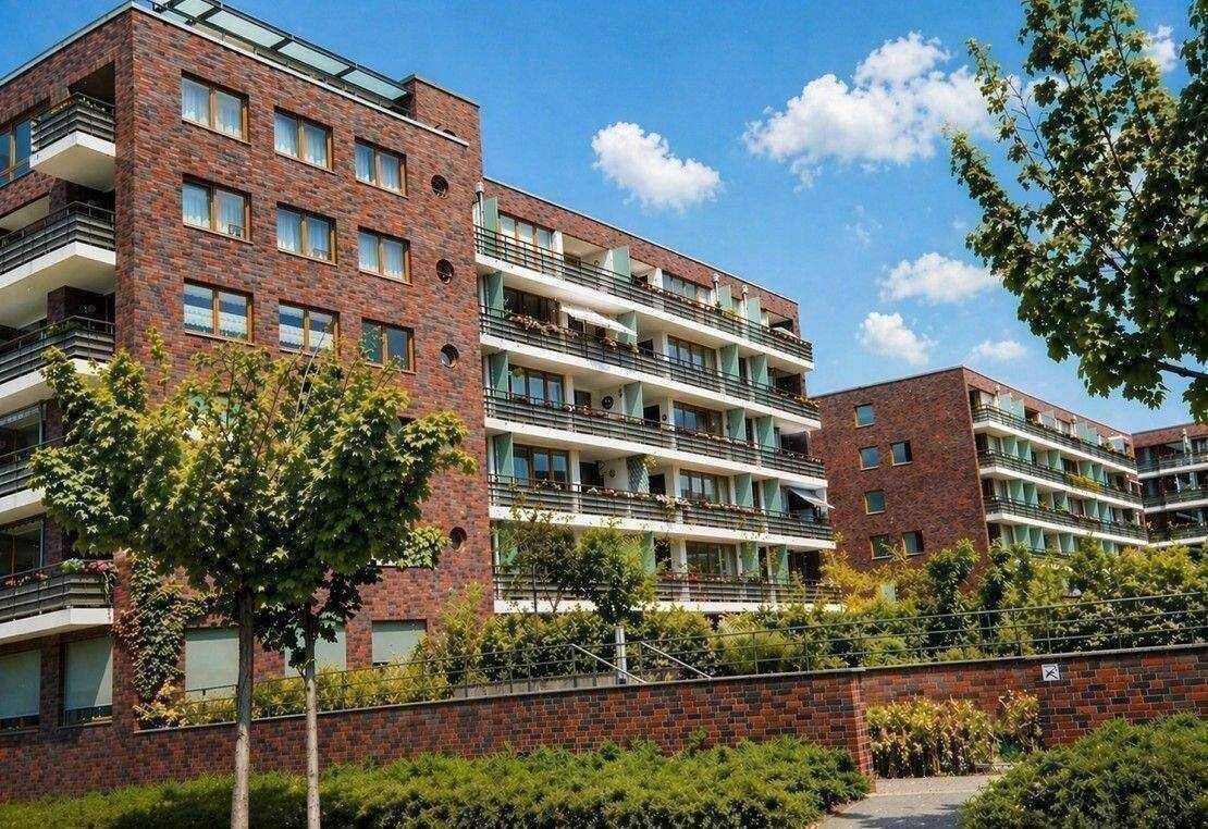 Balkon mit Wasserblick – 3 Zimmer mit Tageslichtbad, EBK inkl. Stellplatz – aktuell vermietet – 10317 Berlin – Vorschaubild 8