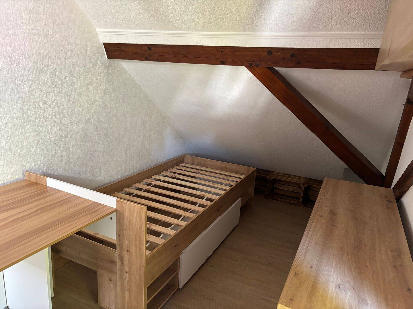 Möbliertes DG-Zimmer im schönen Allach – 80999 München – Vorschaubild 9
