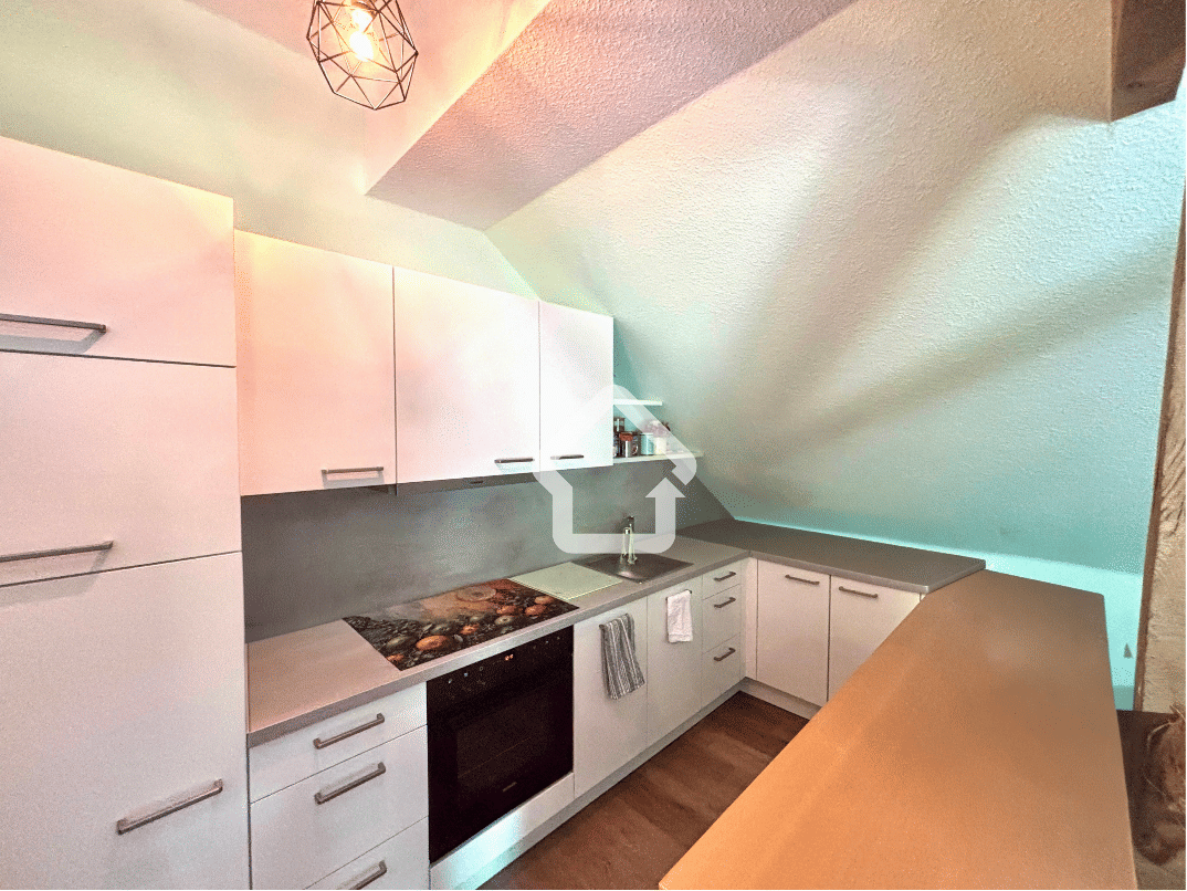 Charmante Dachgeschosswohnung mit modernem Wohnkomfort und historischem Flair – 49811 Lingen (Ems) – Vorschaubild 3