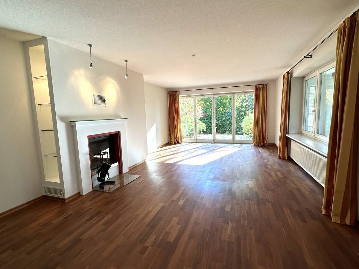 Charmantes & großzügiges Einfamilienhaus in grüner und begehrter Lage von Hamburg-Duvenstedt – 22397 Hamburg – Vorschaubild 3